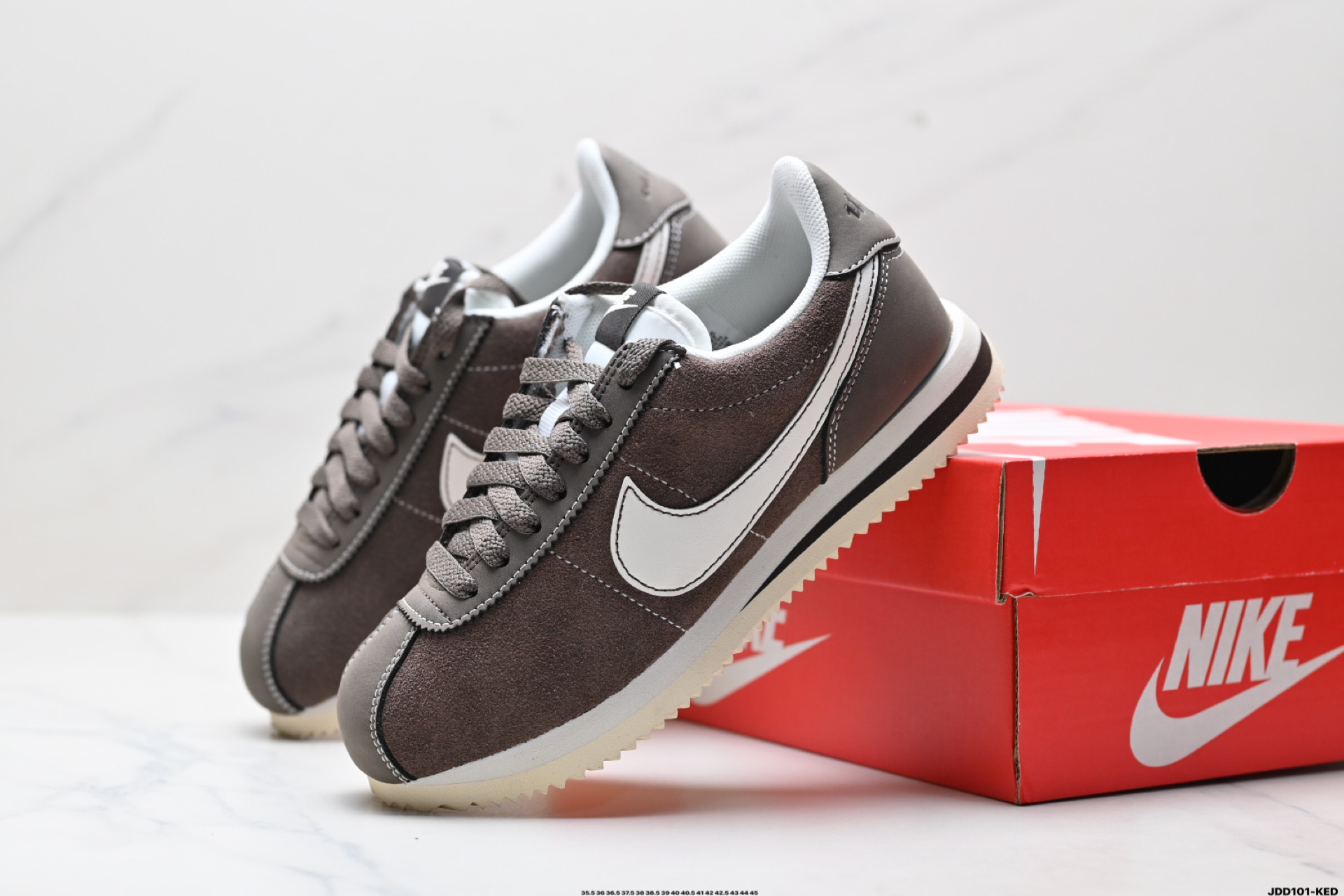 Nike Classic Cortez: Lightweight, Comfortable, and Stylish Running Shoes 11 i1745945189664 5475 0 7