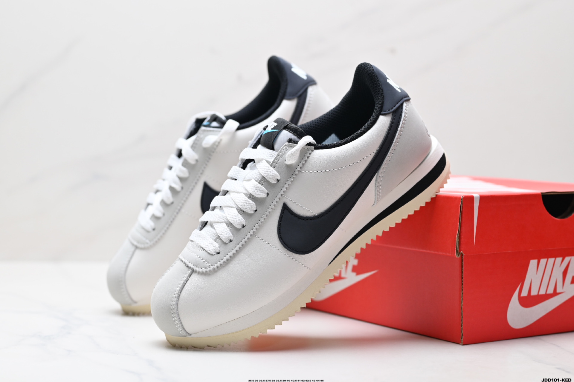 Nike Classic Cortez: Lightweight, Comfortable, and Stylish Running Shoes 15 i1745945260587 7681 0 7