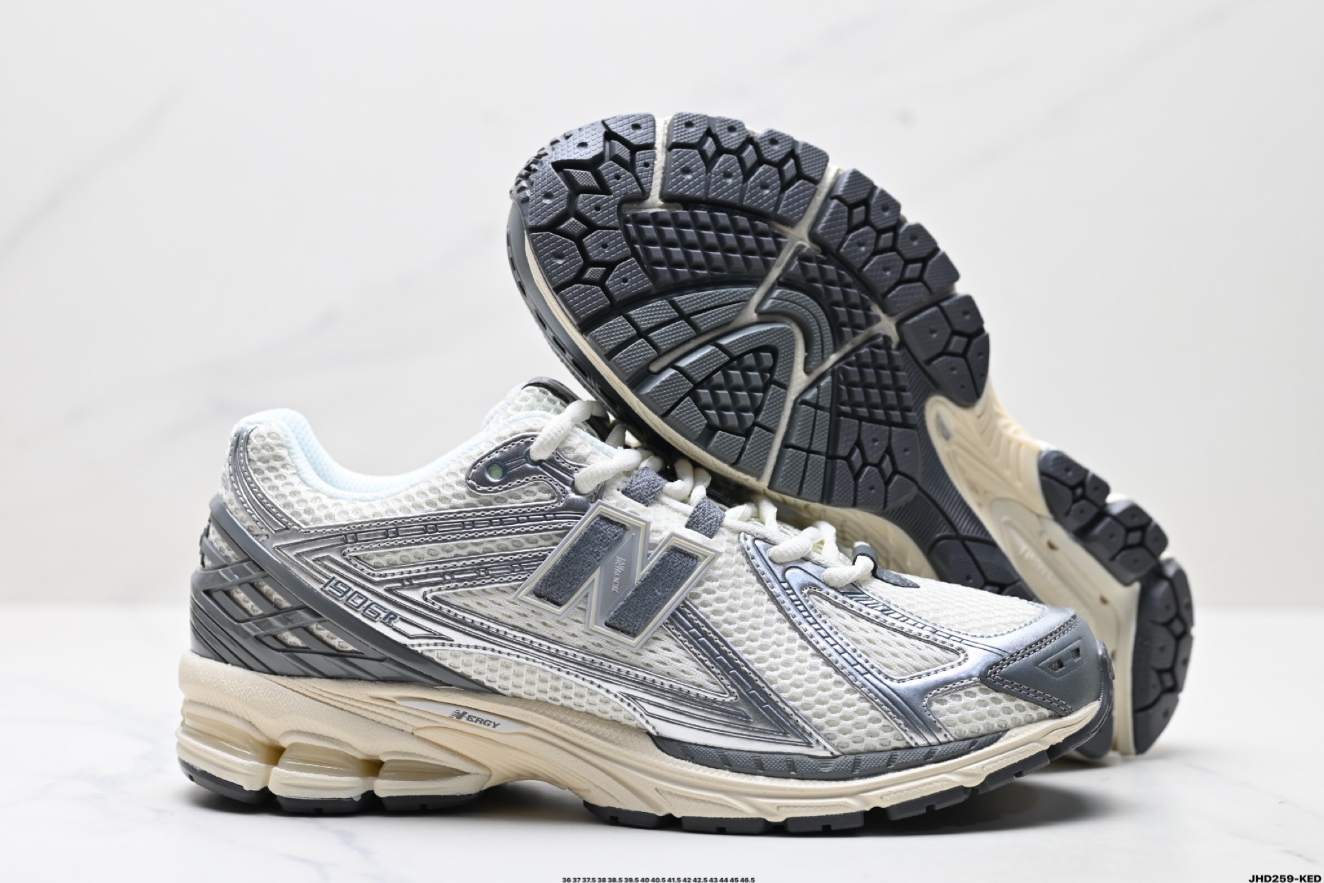 New Balance M1906系列 复古单品宝藏老爹鞋款 U1906WFB