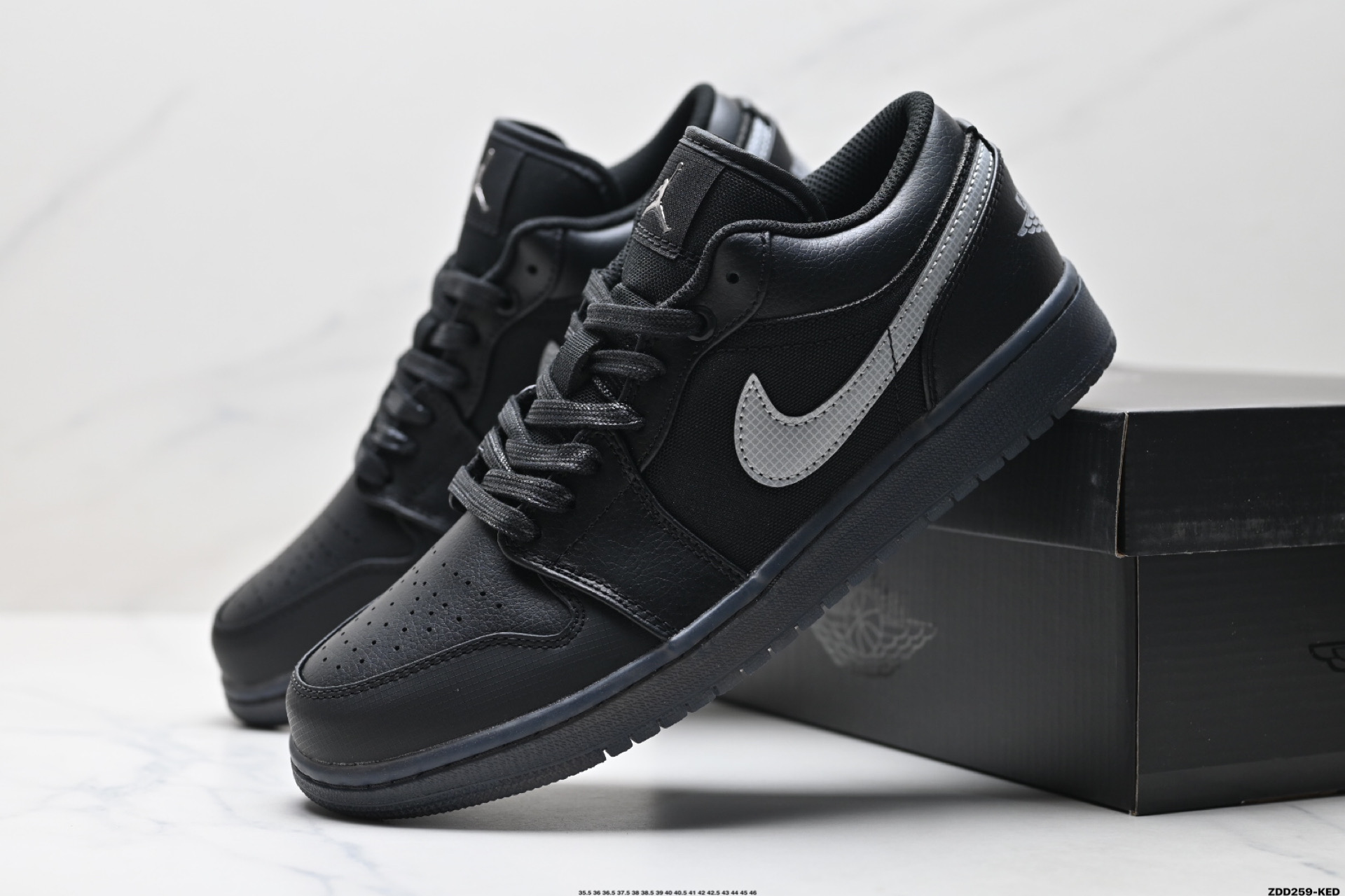 Nike Air Jordan 1 Low AJ1乔1低帮休闲板鞋 HV5968-001