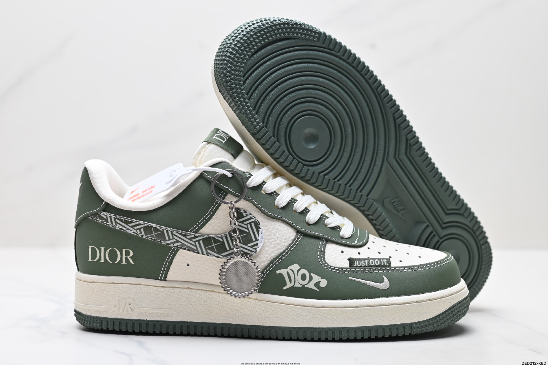 NIKE AIR FORCE 1‘07 LV8 KK1988-081