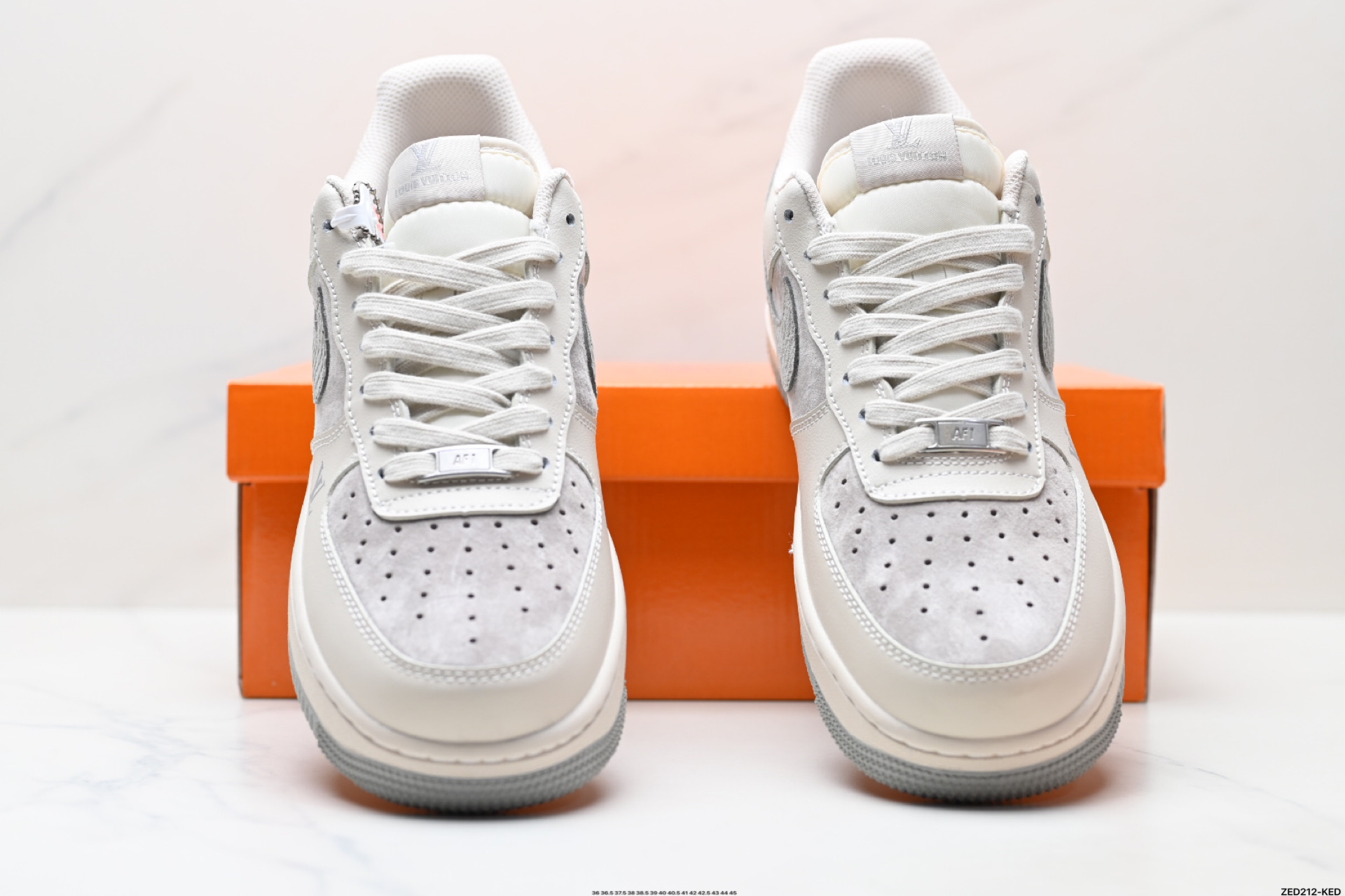 NIKE AIR FORCE 1‘07 LV8 XX3168-130