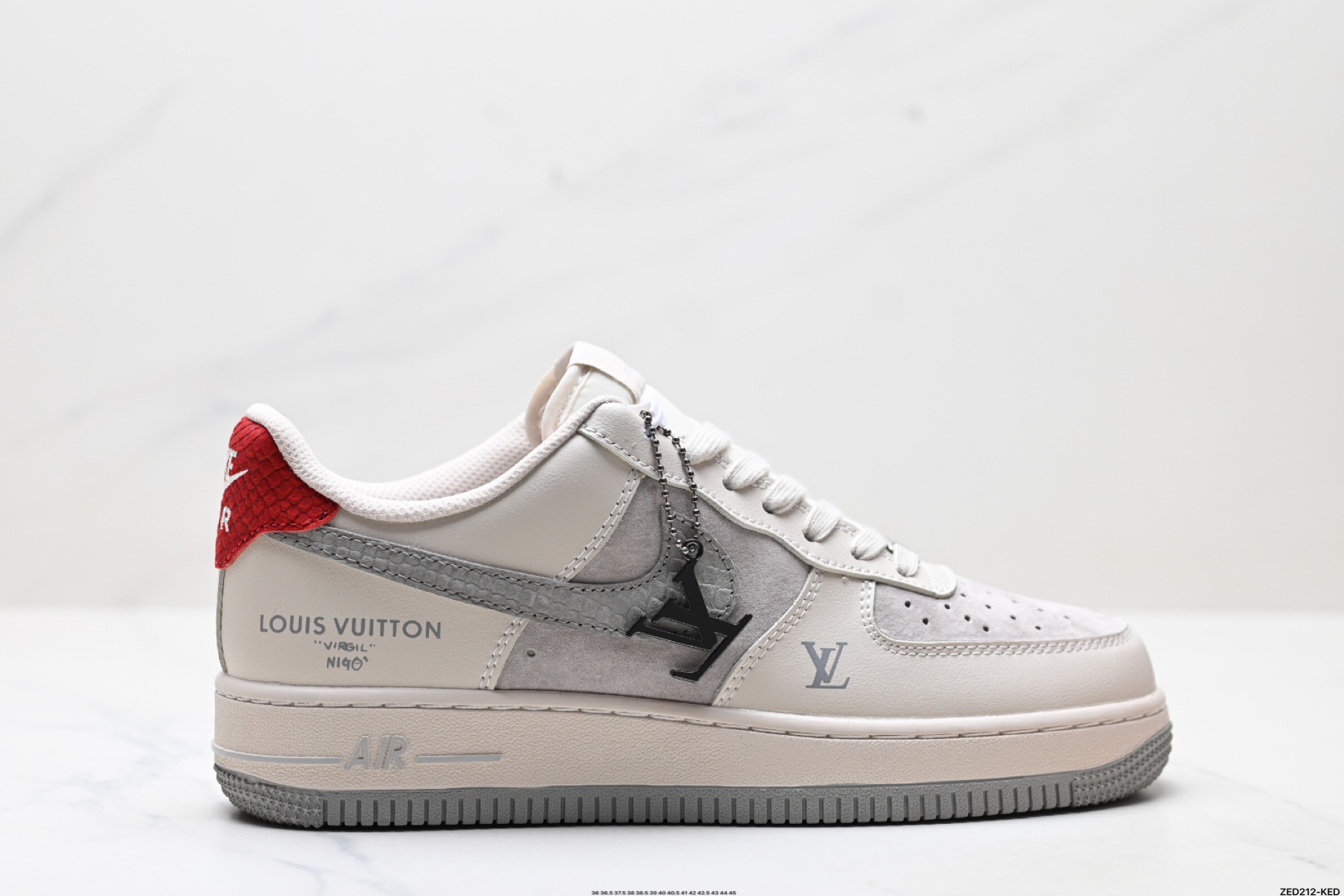 NIKE AIR FORCE 1‘07 LV8 XX3168-130