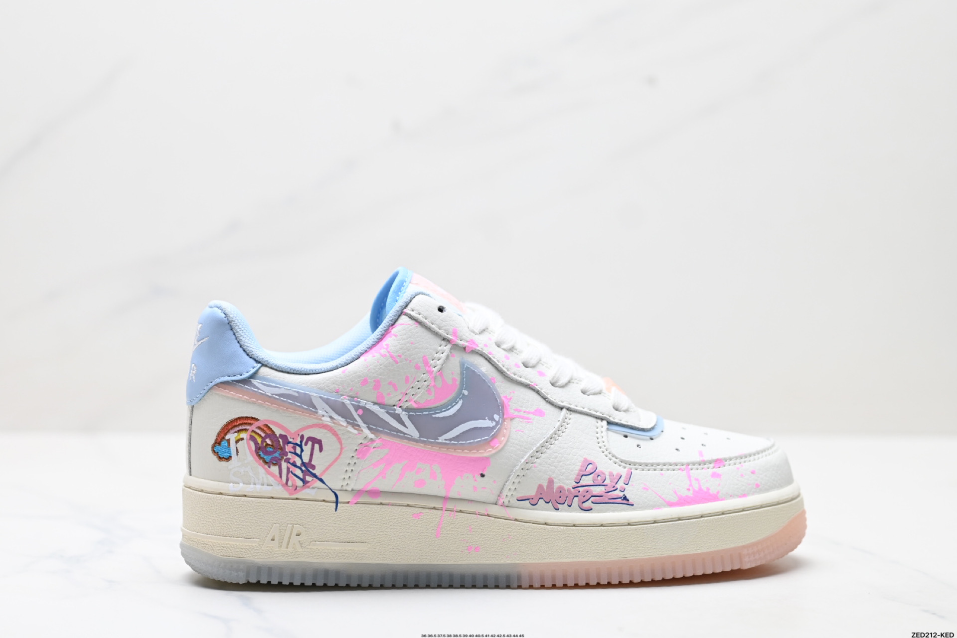 NIKE AIR FORCE 1‘07 LV8 CW1574-058