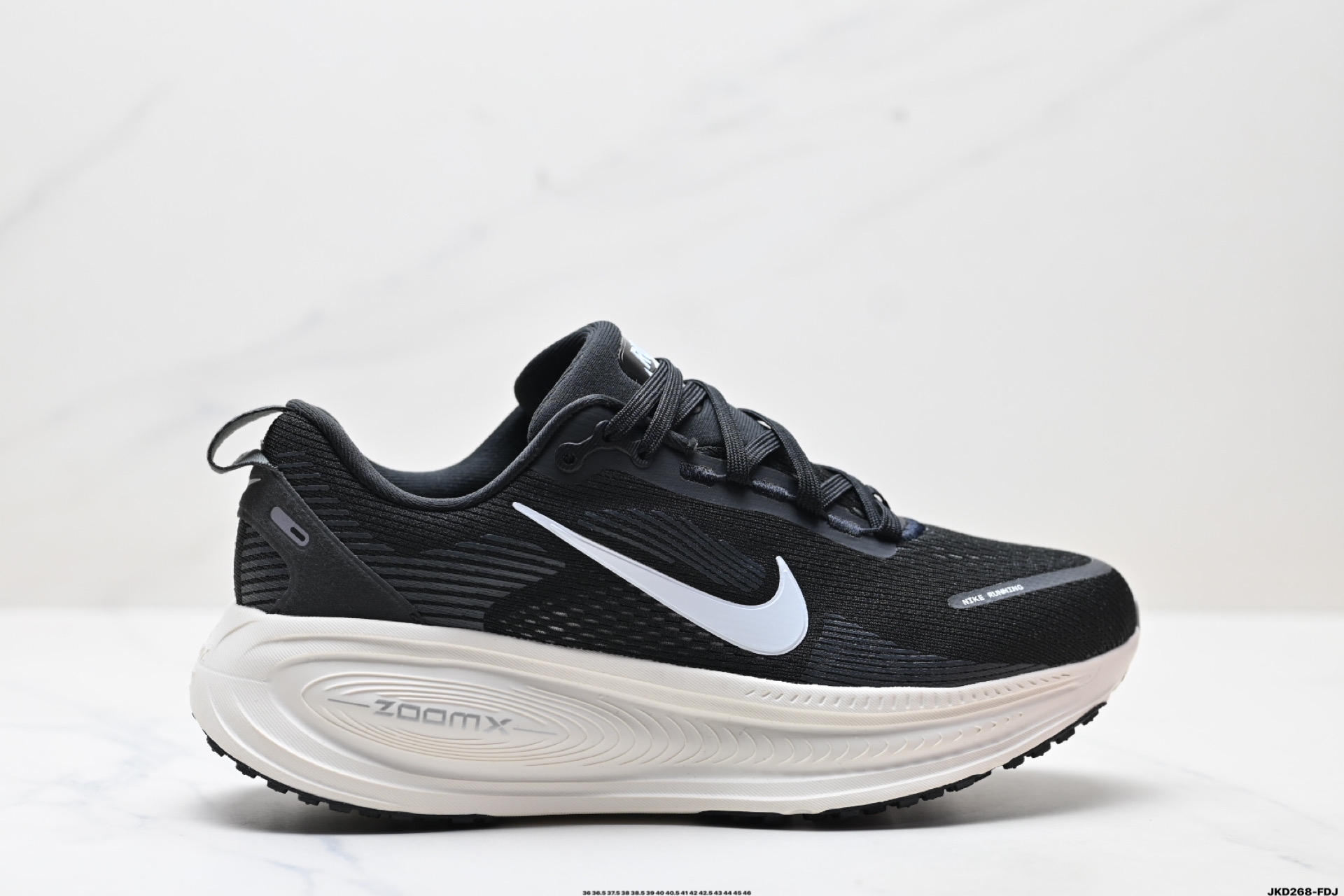 Nike VOMERO 18 耐克 舒适减震防滑 低帮跑步鞋 HM6803-007