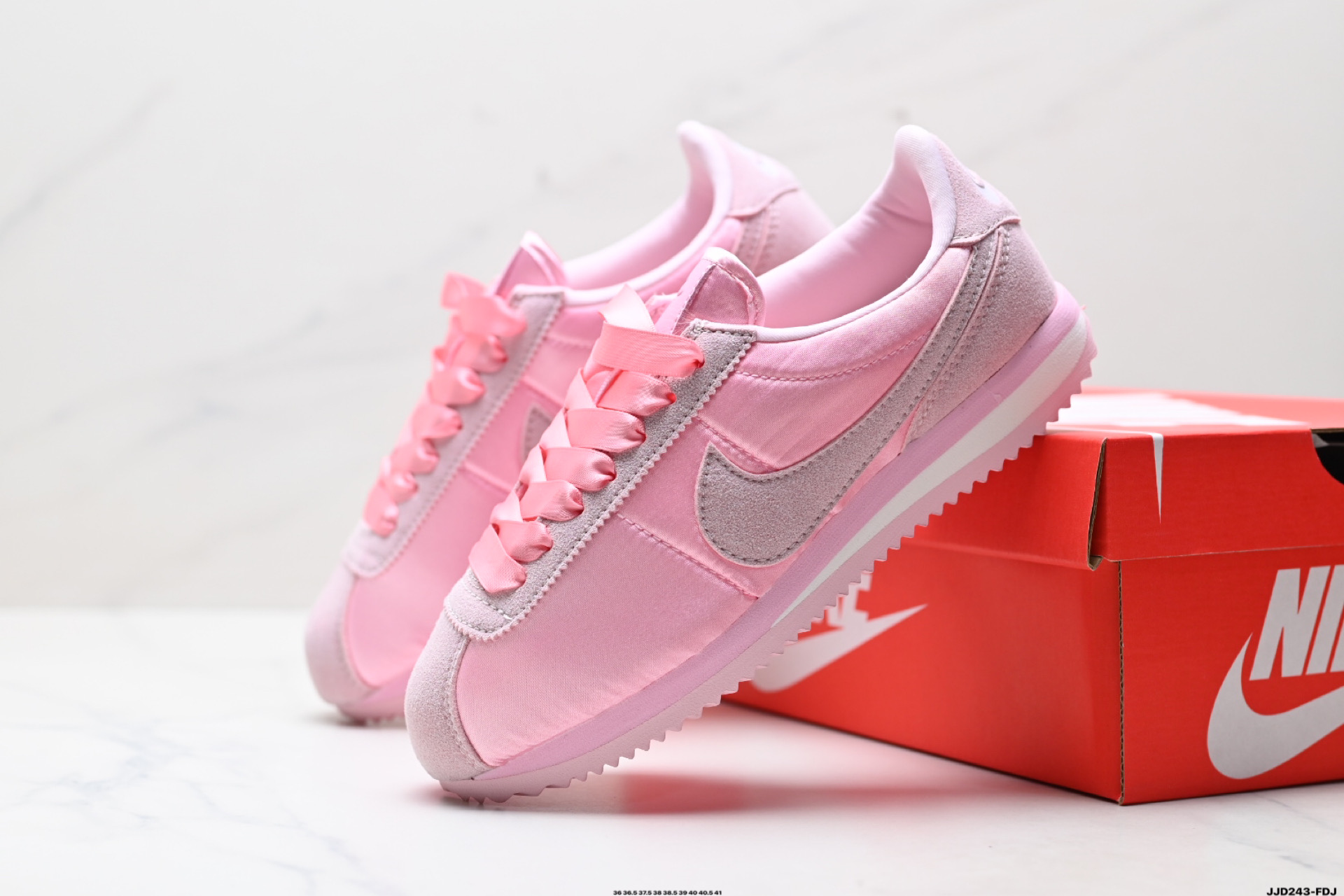 Nike Classic Cortez Women's Pink Suede Casual Lightweight Running Shoes 5 i1746029054120 7772 0 7