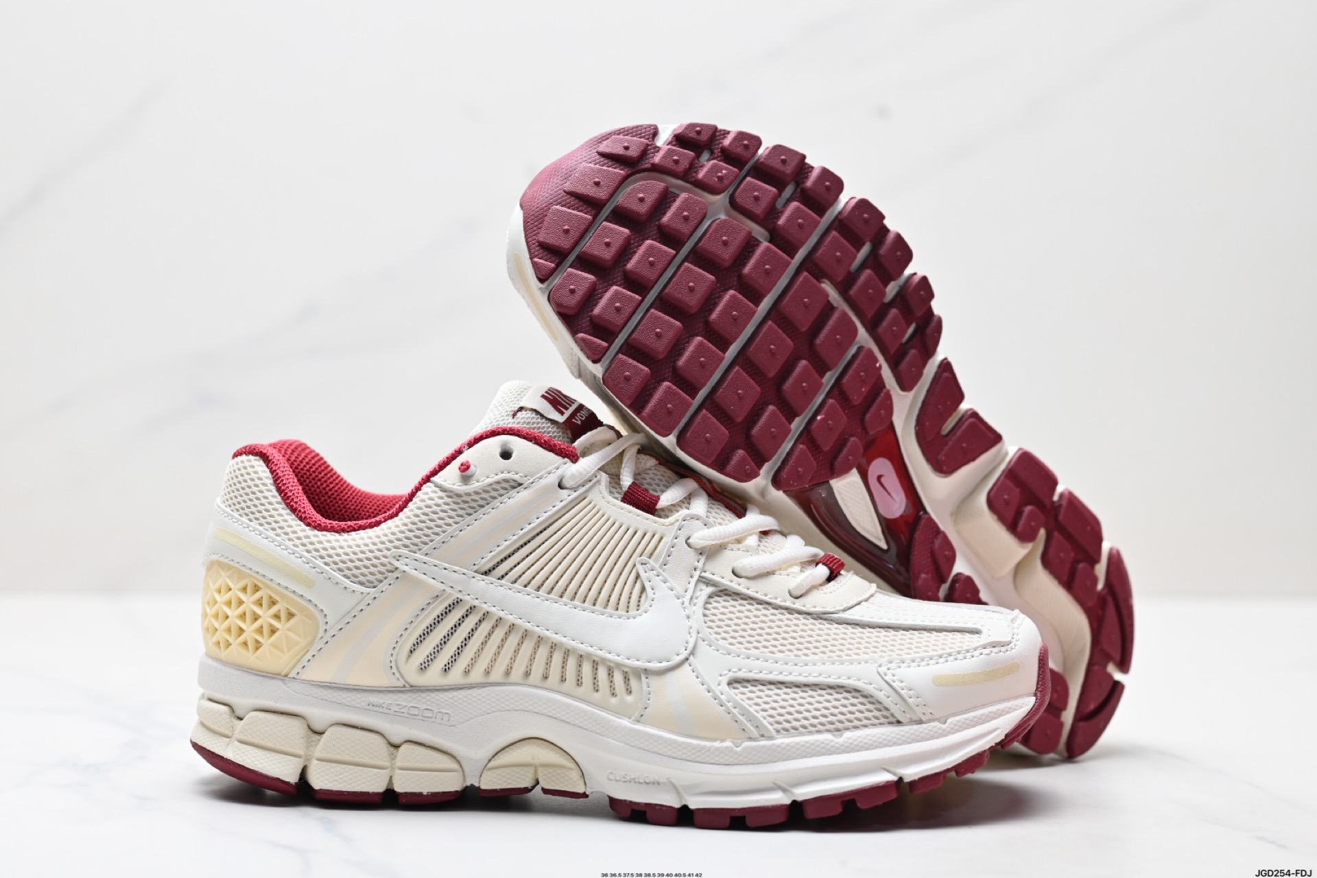 Nike Zoom Vomero 5: Zapatillas Retro de Running y Uso Diario para Hombre y Mujer 4 i1746034894585 4369 0 4