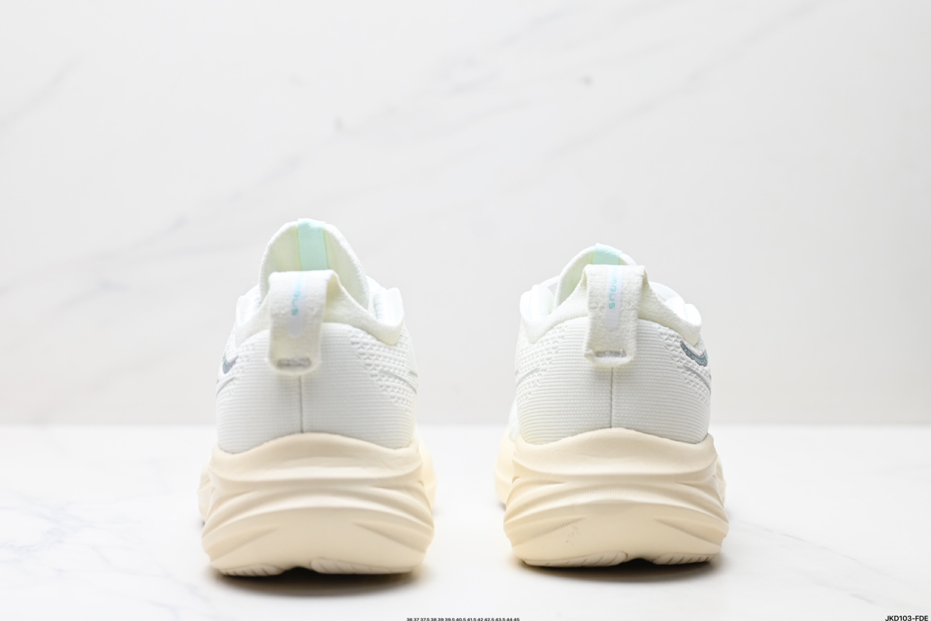 170 Asics 亚瑟士GEL-NIMBUS 26稳定跑鞋 1011B794-101