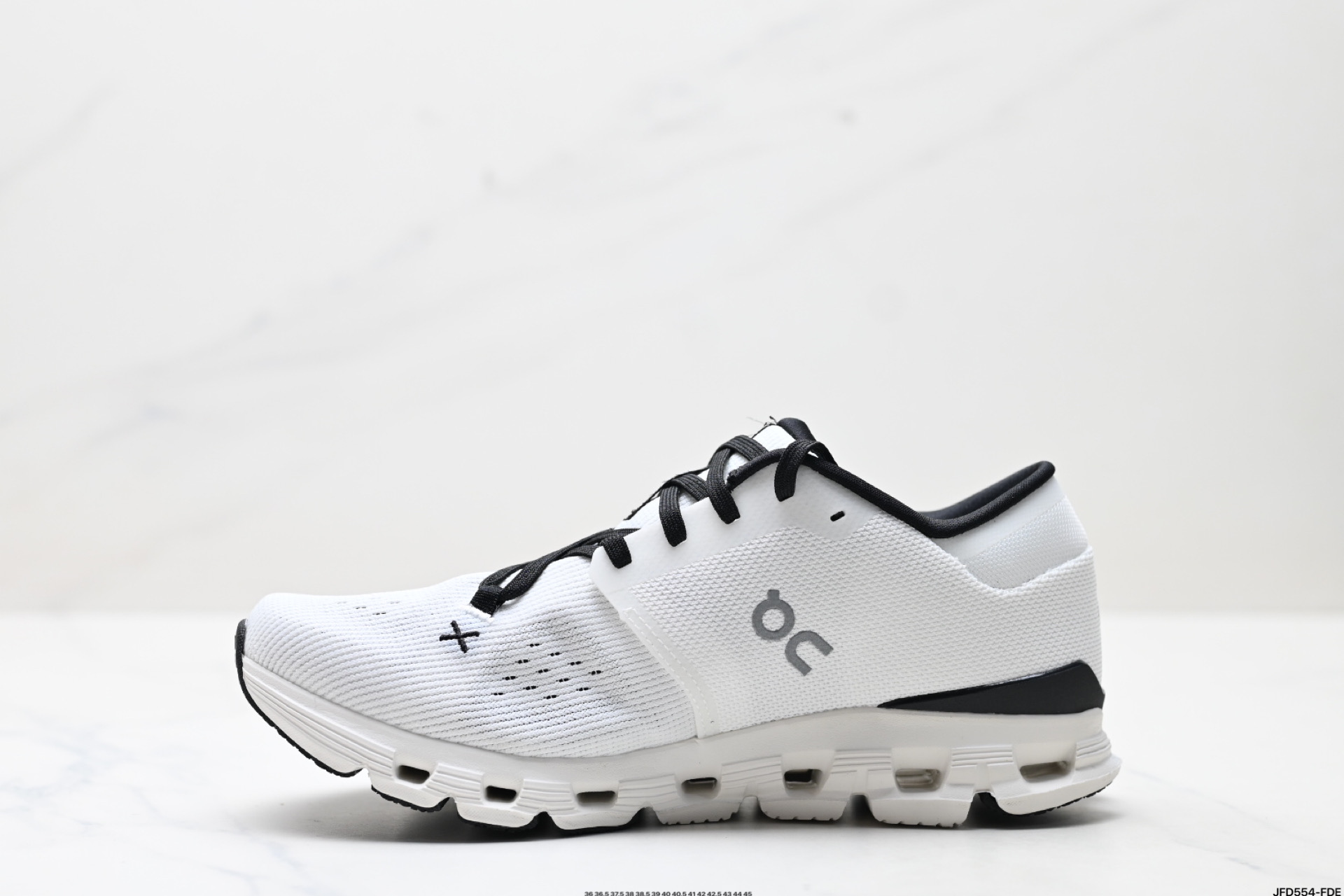 On Running Cloud X: Zapatillas Ligeras y Cómodas para Tu Día a Día 4 i1746203121093 9352 0 2