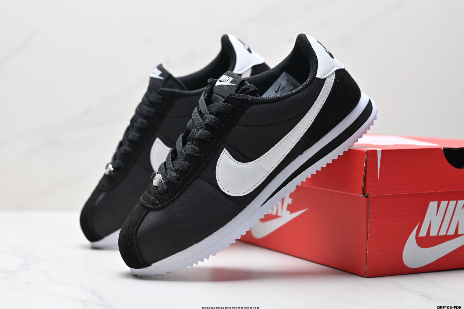 Nike Classic Cortez: Lightweight Comfort, Retro Style - Black/White 9 i1746288526722 1948 0 7