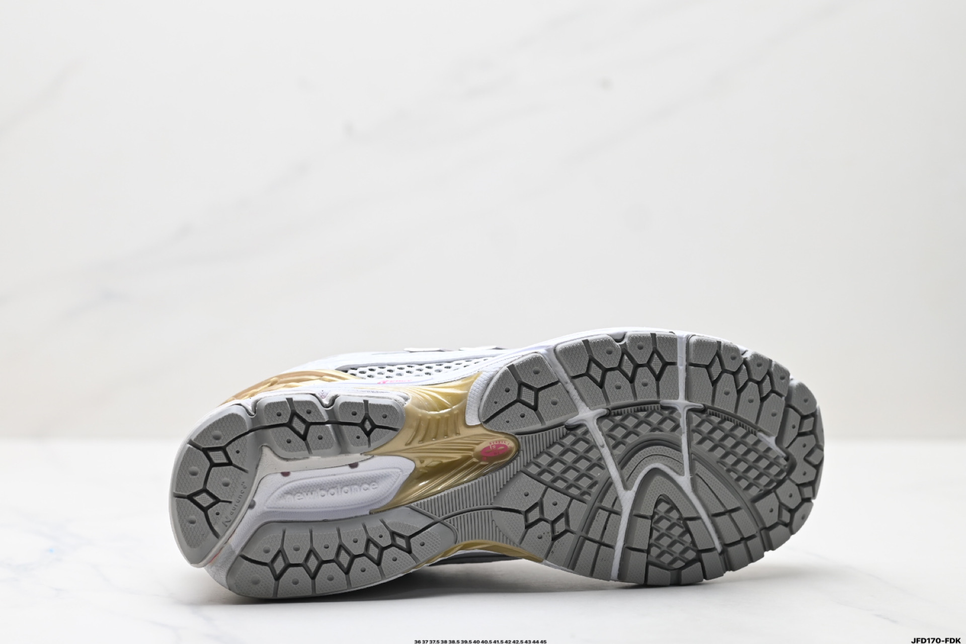180 New Balance M1906系列 复古单品宝藏老爹鞋款 U1906RCH