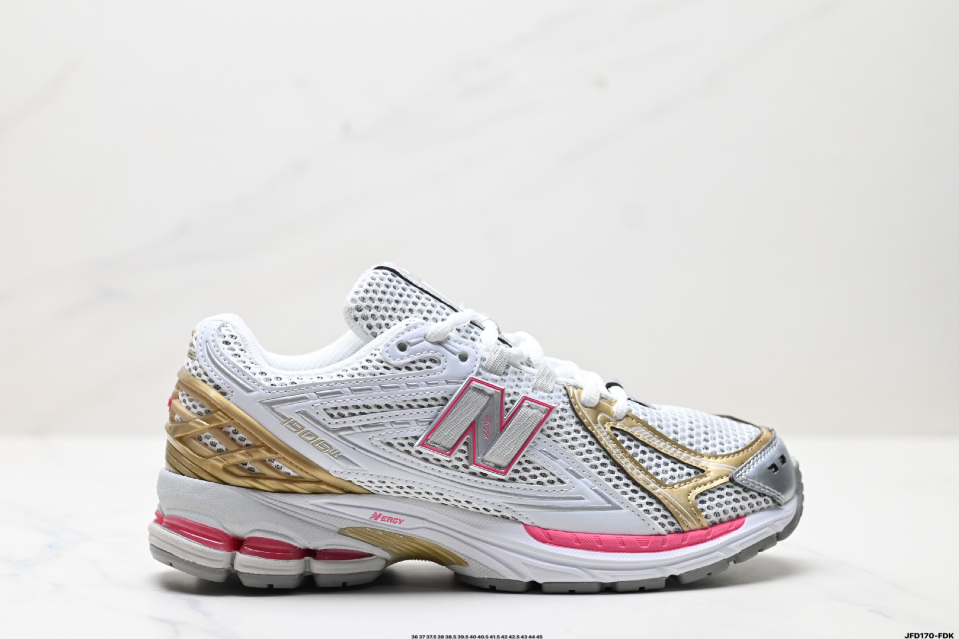 180 New Balance M1906系列 复古单品宝藏老爹鞋款 U1906RCH
