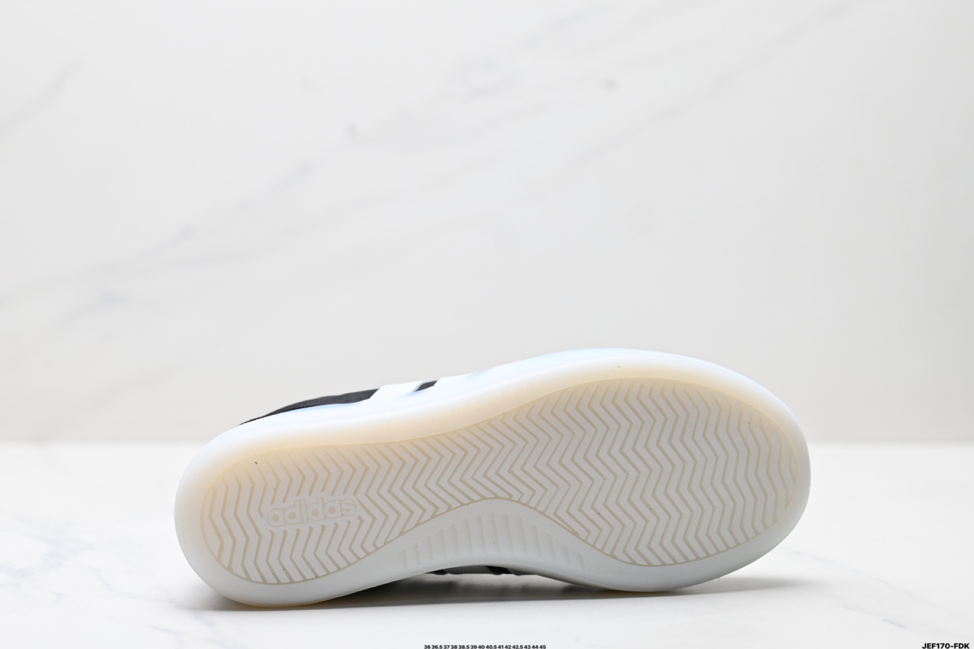 165 Adidas BARREDA DECODE 果冻T头鞋 板鞋德训鞋男女阿迪达斯轻运动鞋 JI2316