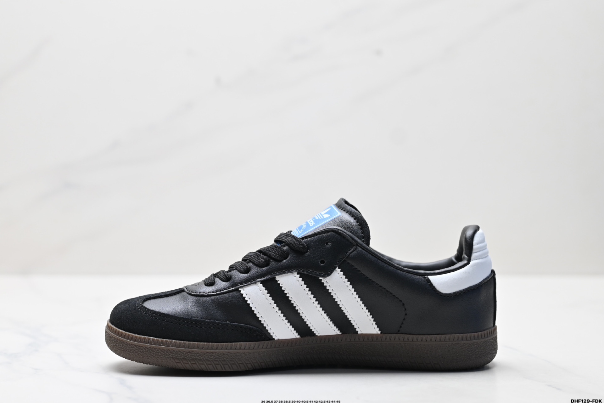 💰120
真标✅阿迪达斯三叶草Adidas Originals Samba 桑巴舞系列绅士德训足球风百搭低帮休闲运动板鞋
货号:B75806
尺码:36 36.5 37 38 38.5 39 40 40.5 41 42 42.5 43 44 45
ID:DHF129-FDK