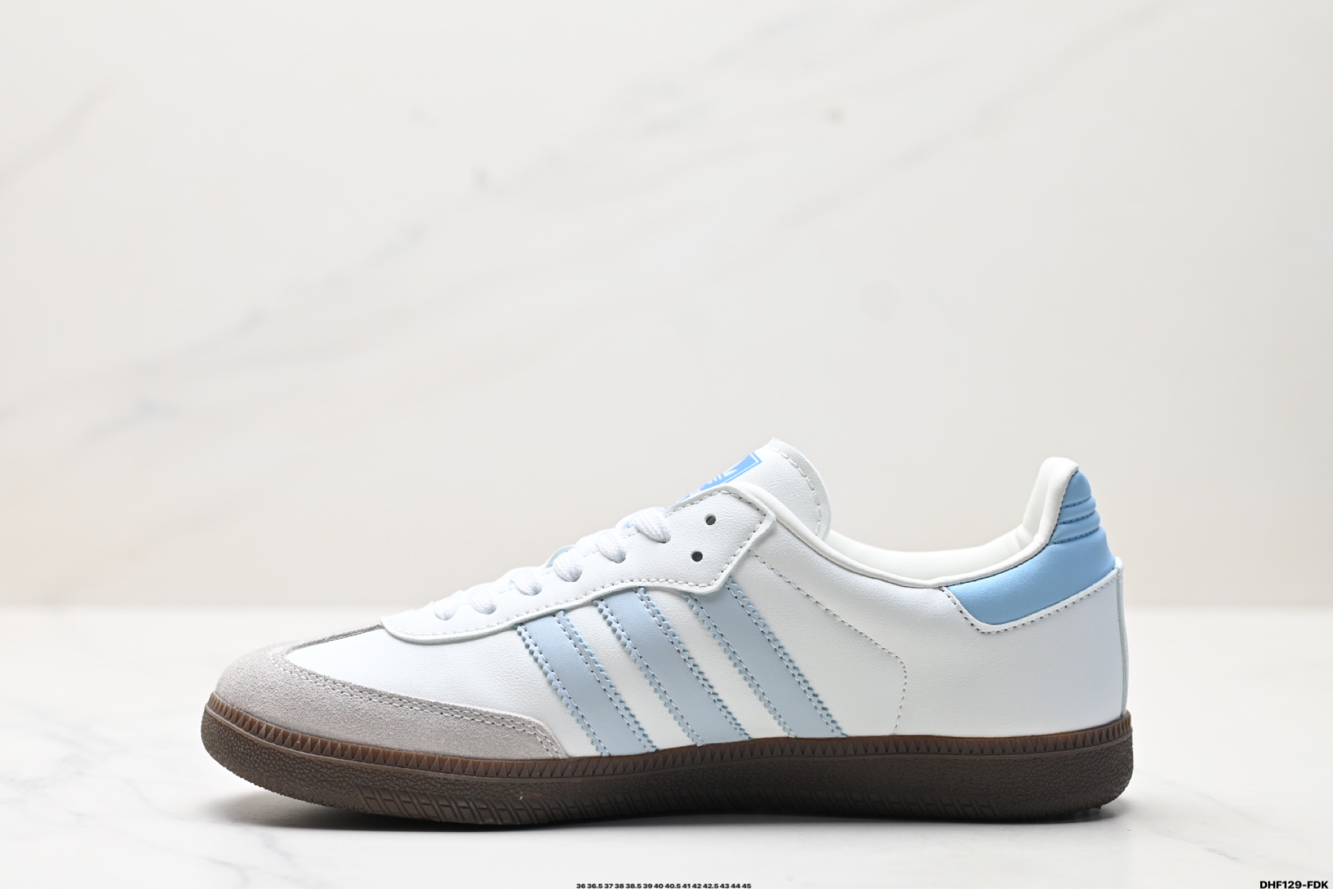 💰120
真标✅阿迪达斯三叶草Adidas Originals Samba 桑巴舞系列绅士德训足球风百搭低帮休闲运动板鞋
货号:B75806
尺码:36 36.5 37 38 38.5 39 40 40.5 41 42 42.5 43 44 45
ID:DHF129-FDK