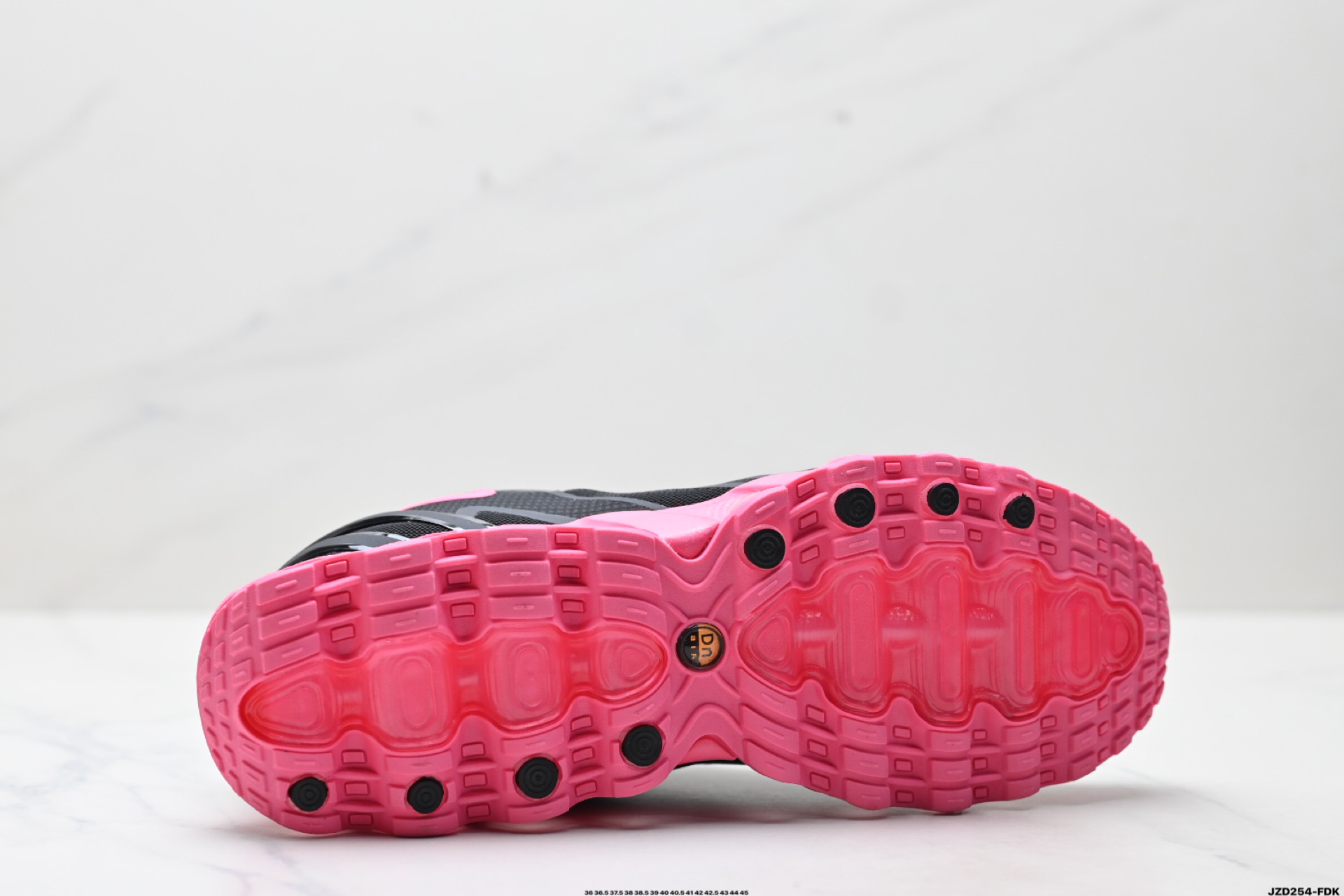 Nike Air Max DN8 PRM: New Cushioning Running Shoes with Enhanced Comfort 10 i1746290927859 3581 0 8