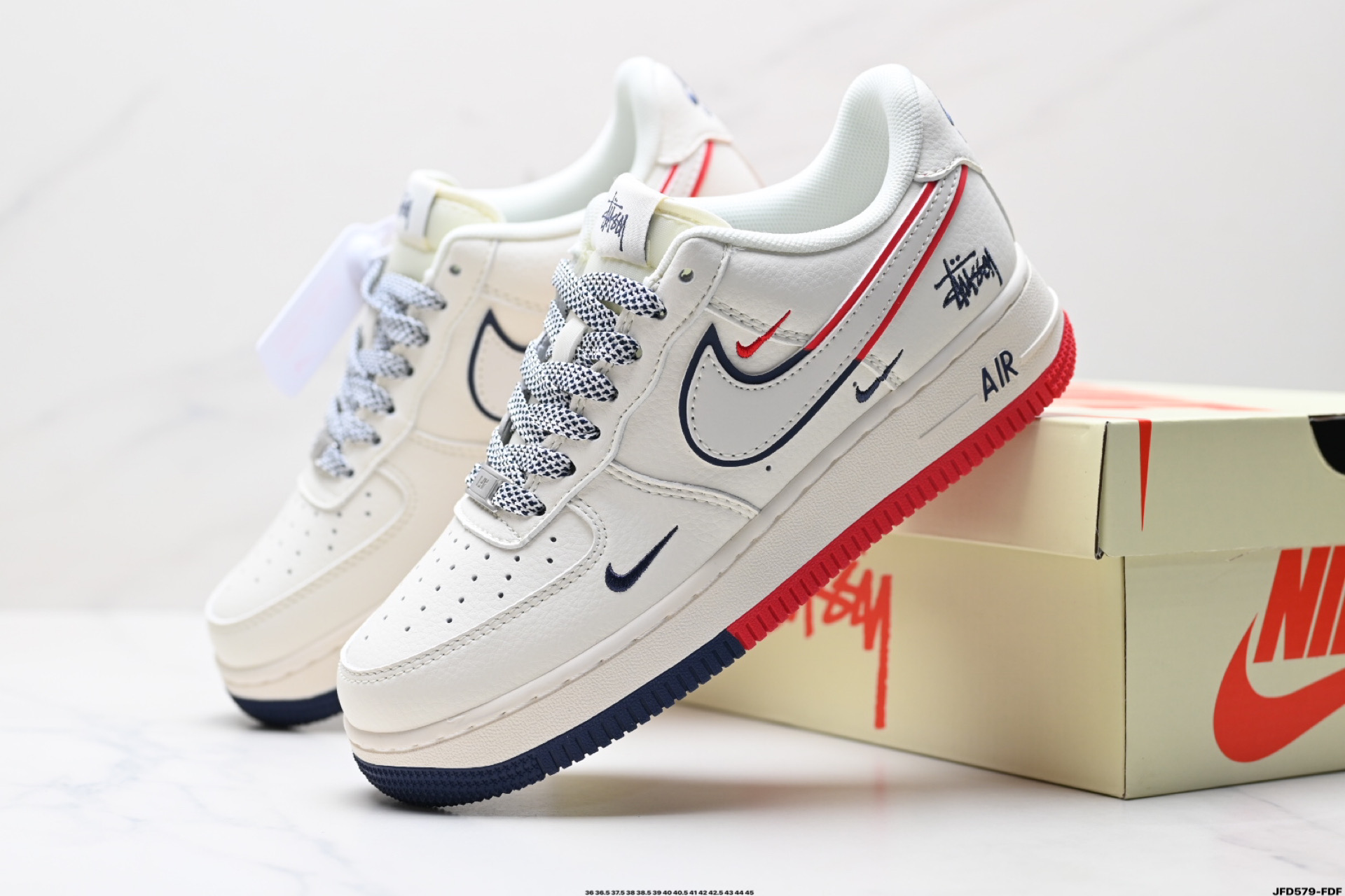 180 耐克Nike Air Force 1“07空军一号低帮百搭休闲运动板鞋 HD2258-606
