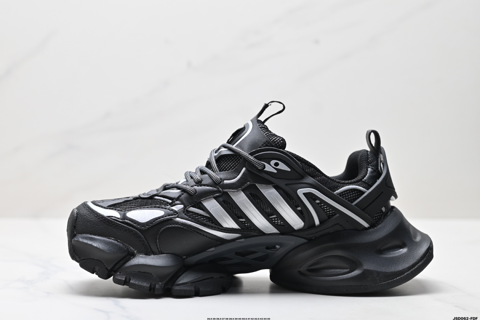 Adidas XLG Runner Deluxe: Retro-Style, Low-Top Sneakers for Unisex Comfort 4 i1746375634130 3139 0 2
