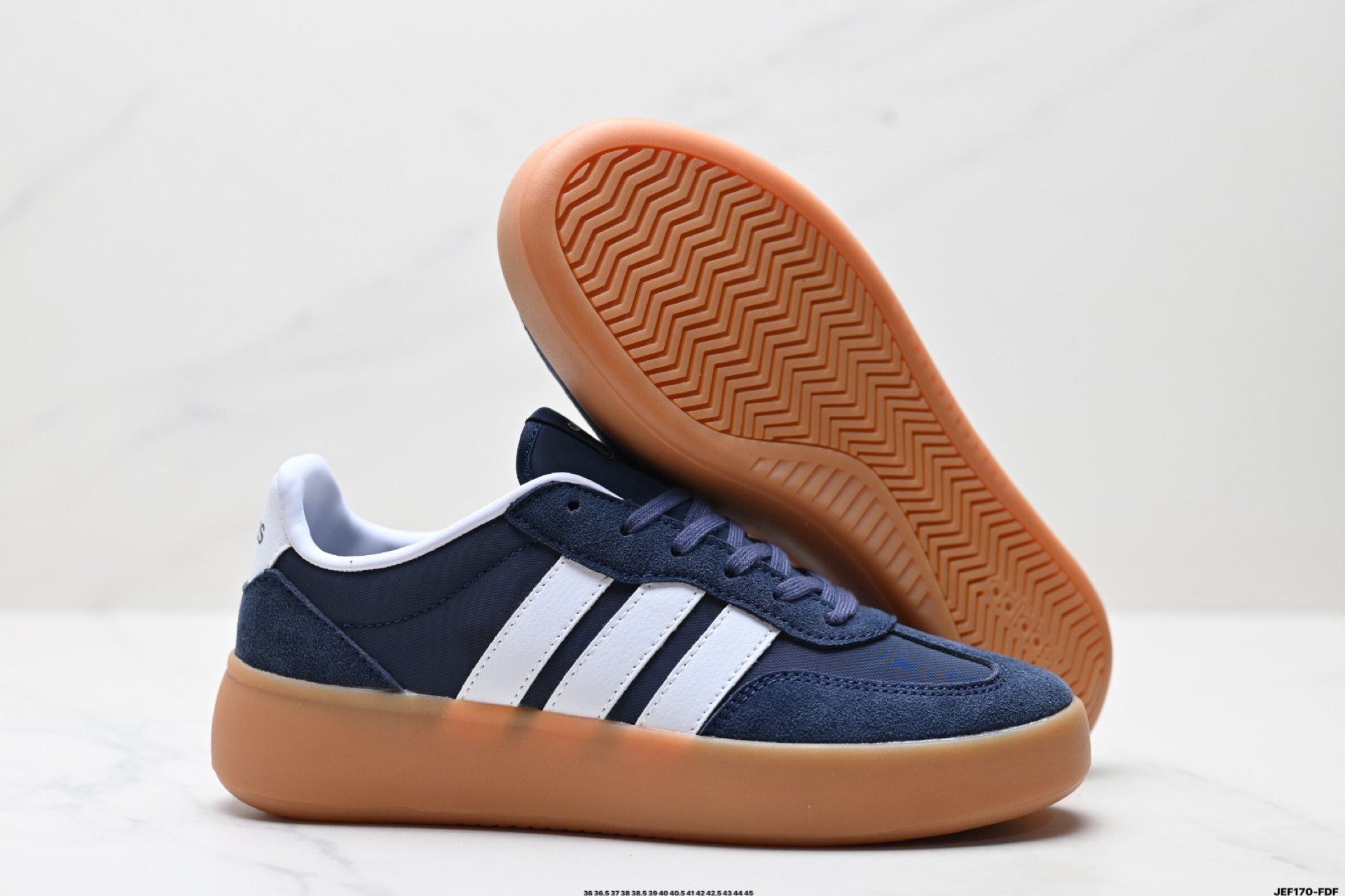 Adidas BARREDA DECODE 果冻T头鞋 板鞋德训鞋男女阿迪达斯轻运动鞋 JQ6677