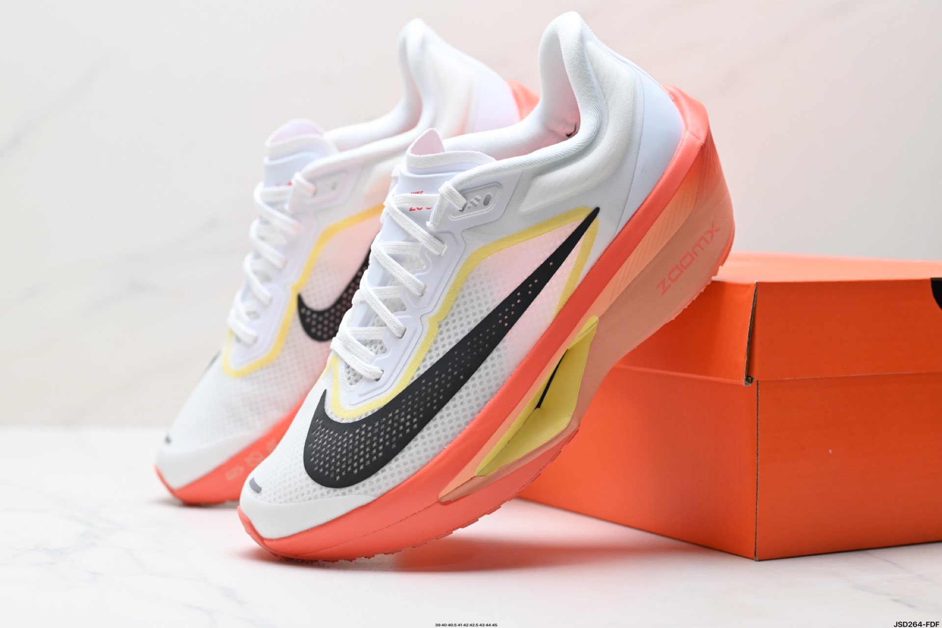 Nike ZoomX Invincible Run Flyknit Lightweight Running Shoes IB6657-108 9 i1746379319019 101 0 7