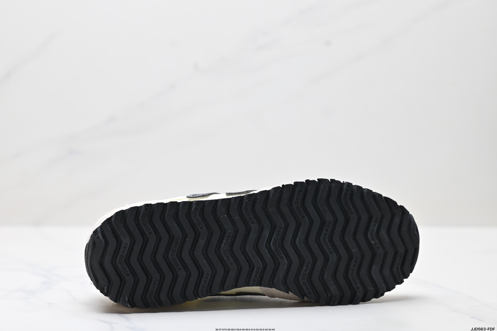 New Balance 471 Series Low Top Fashion Sneakers - Retro Style & Comfort 10 i1746379437538 3786 0 8