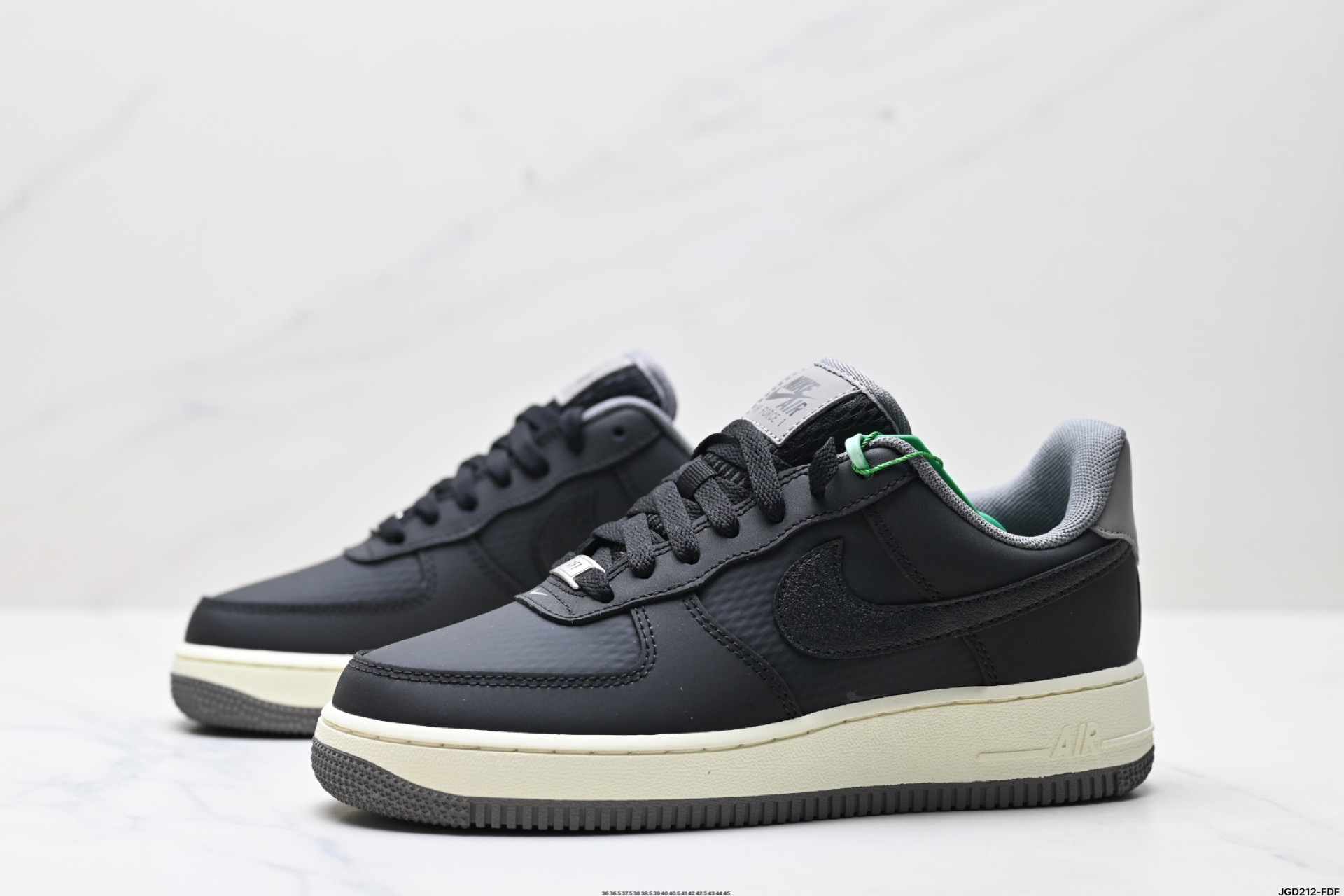 NIKE AIR FORCE 1‘07 LV8 FZ5225-001