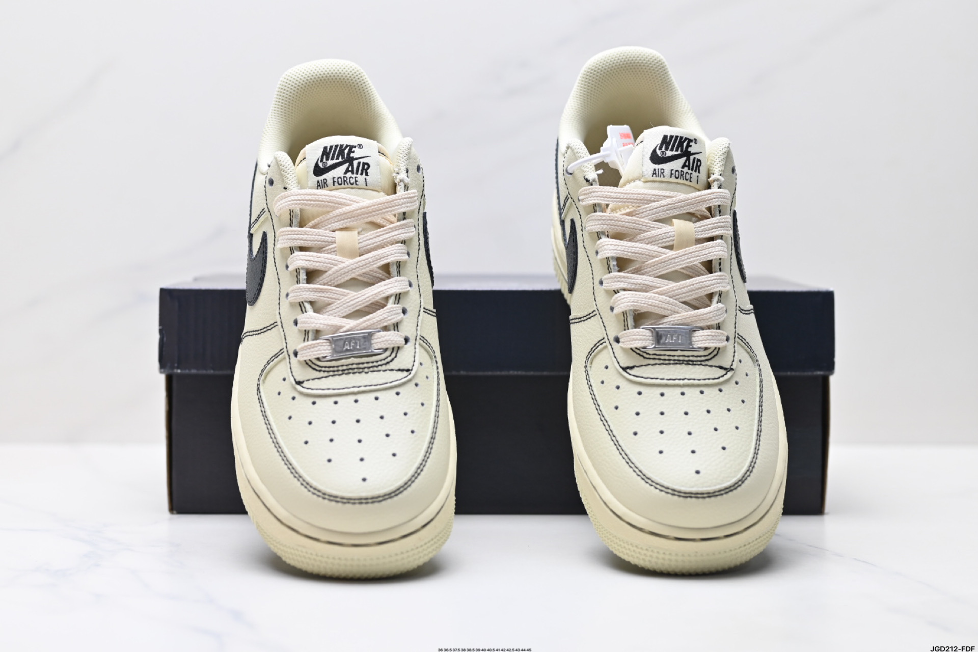 NIKE AIR FORCE 1‘07 LV8 HQ2037-200