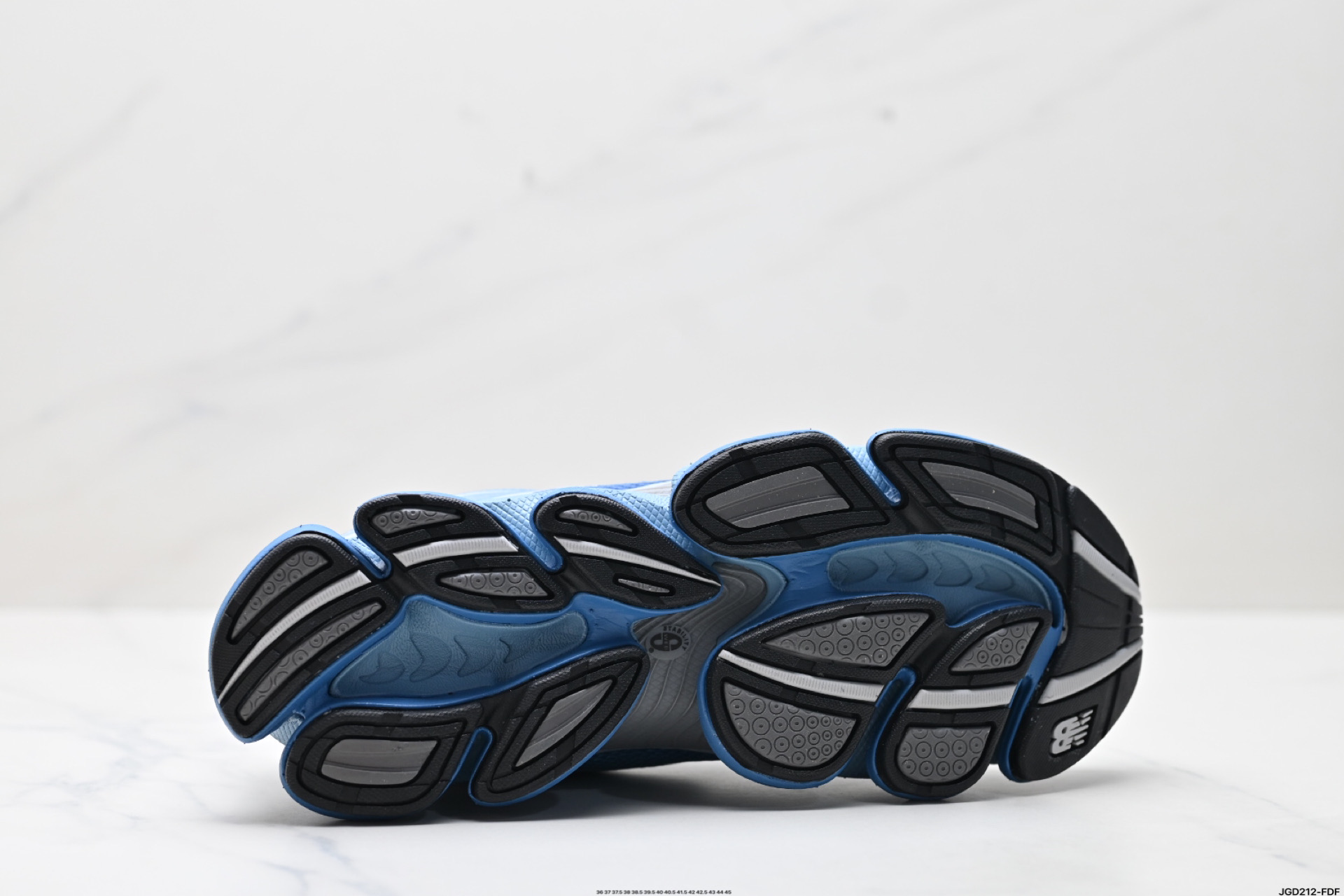 New Balance M2000 Series: Stylish, Comfortable, and Durable Running Shoes 10 i1746379968532 1666 0 8