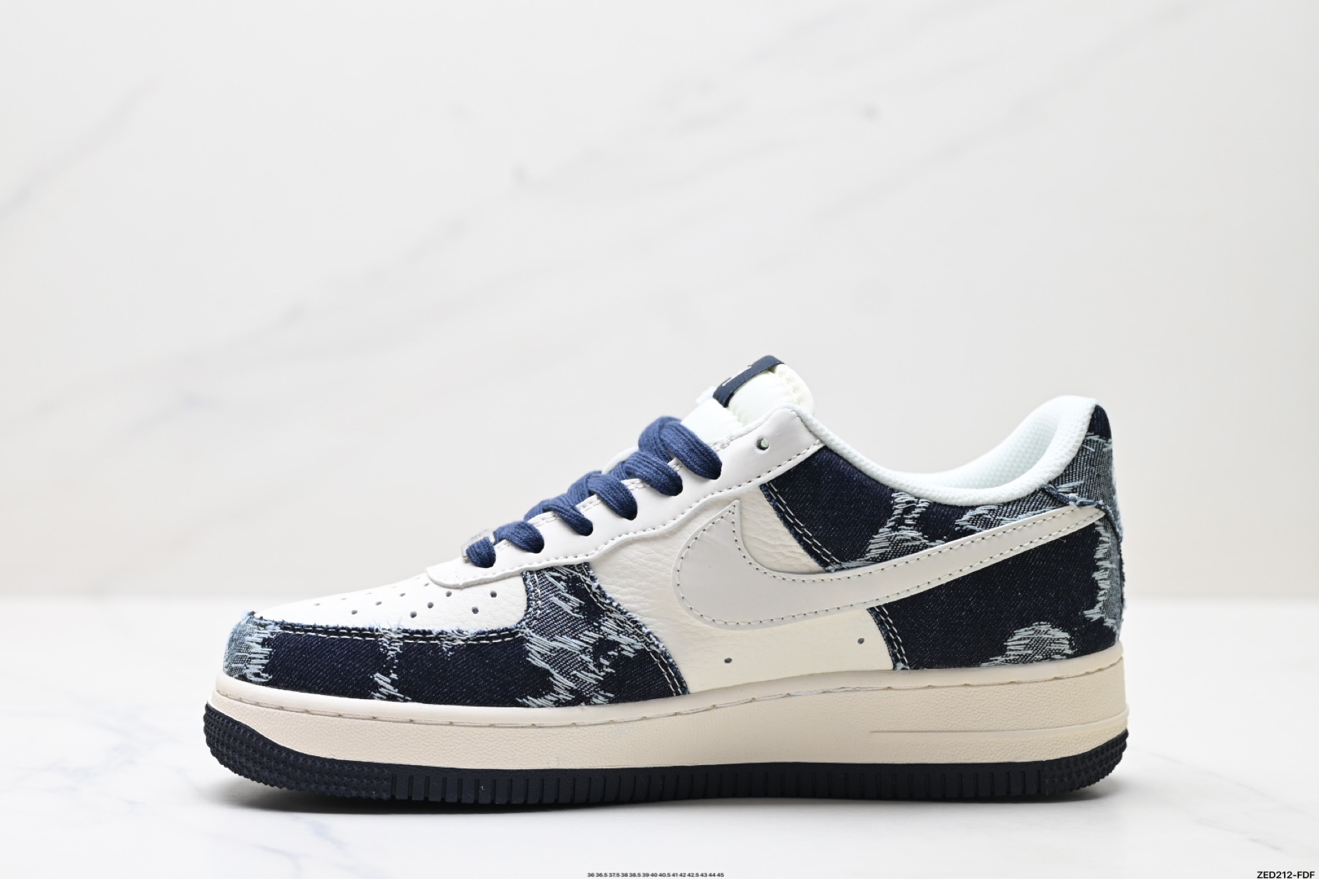 270 NIKE AIR FORCE 1‘07 LV8 XS1958-578