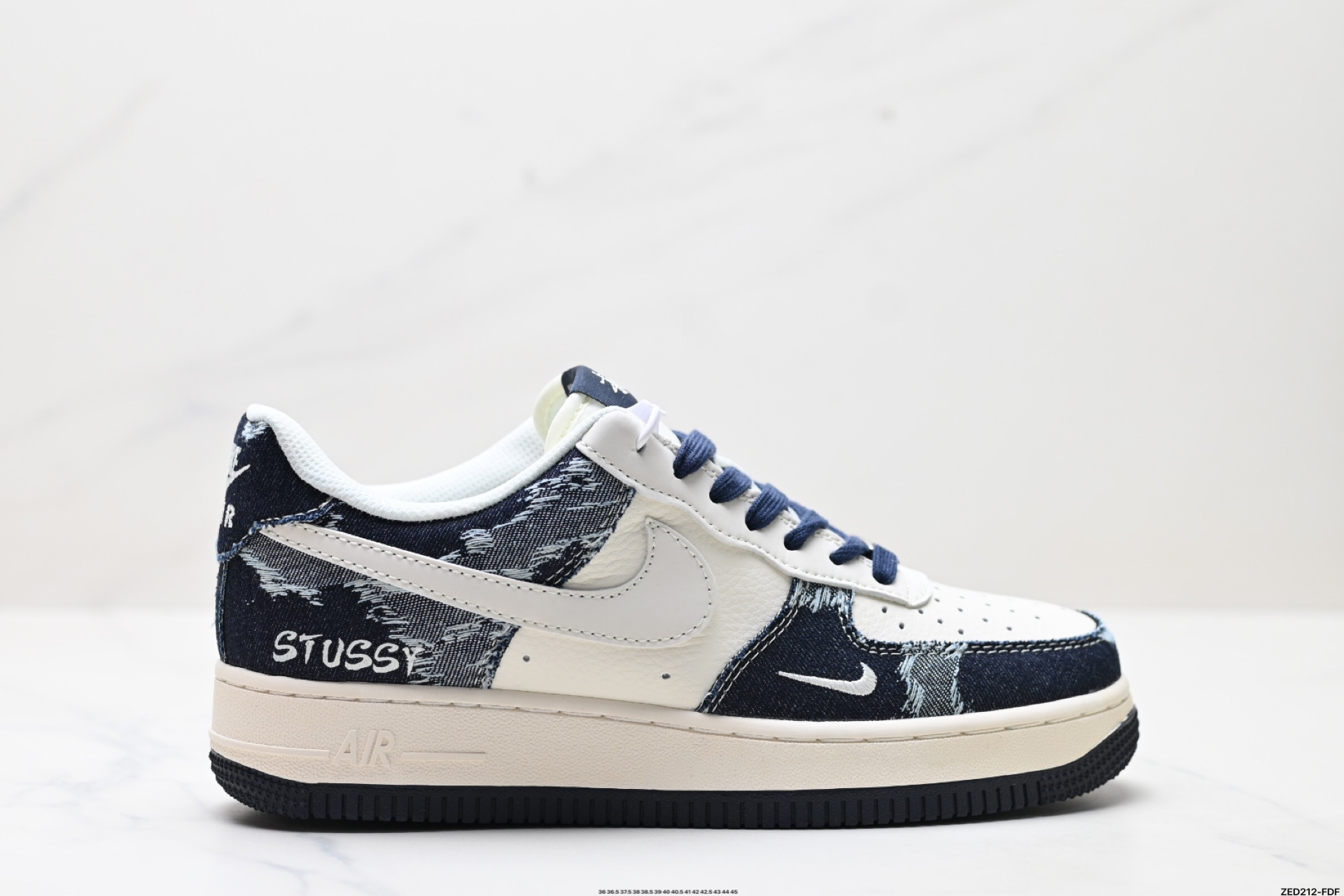 270 NIKE AIR FORCE 1‘07 LV8 XS1958-578