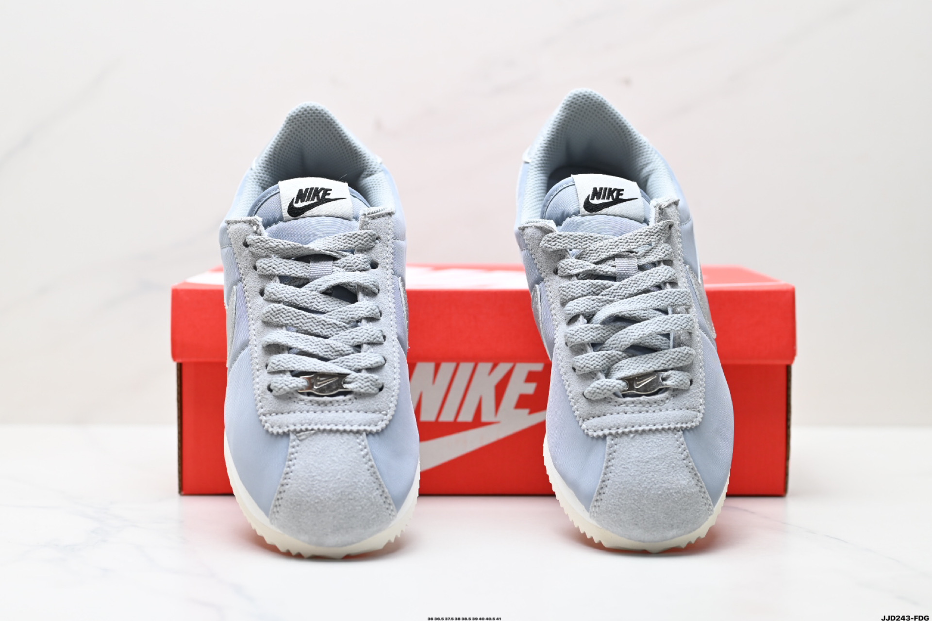 Nike Classic Cortez Women's Running Shoes Lightweight Comfort DZ2795-002 8 i1746459888864 4483 0 6