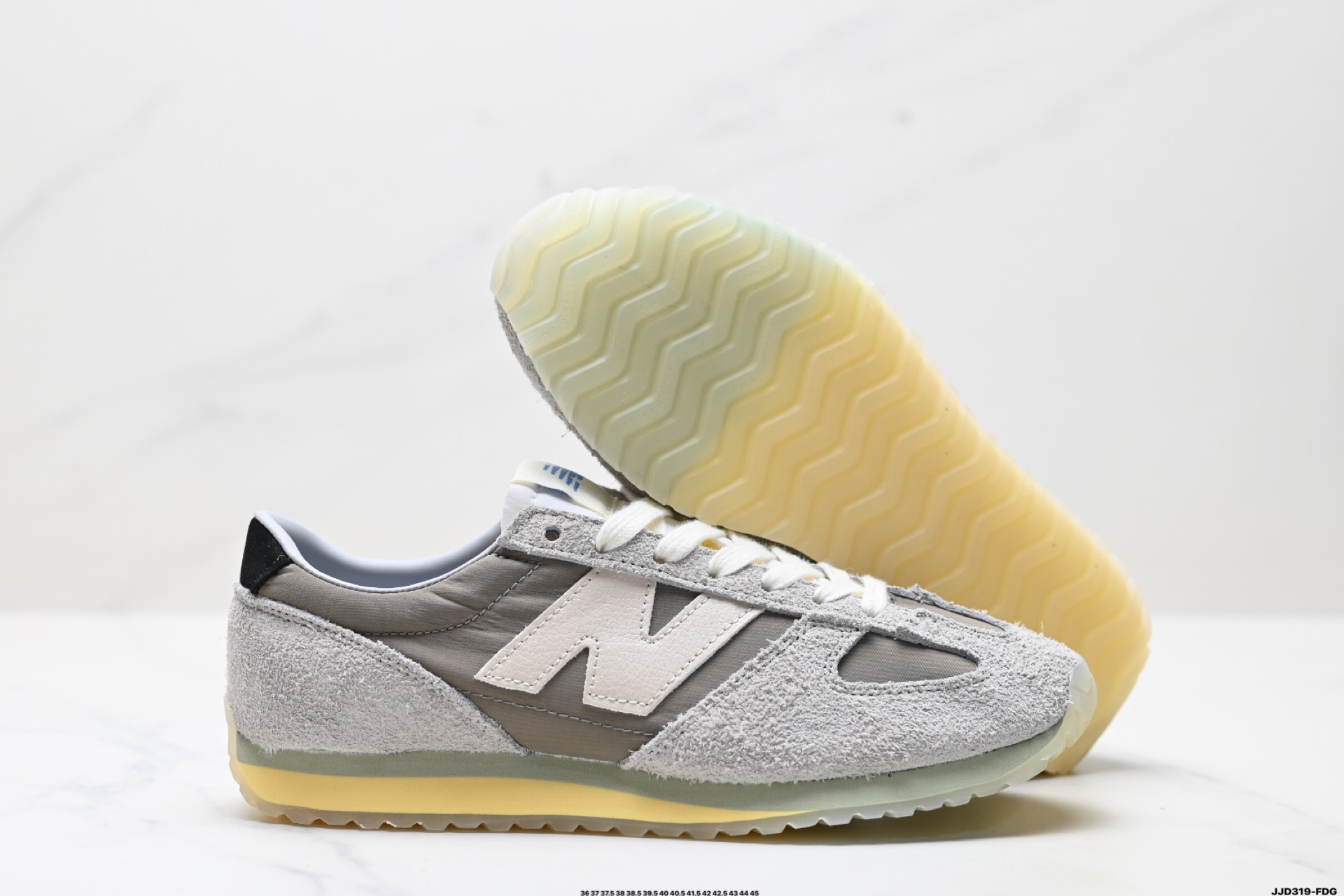New Balance 471 Series: Retro-Style Low-Top Sneakers for Everyday Comfort 6 i1746460109689 2115 0 4
