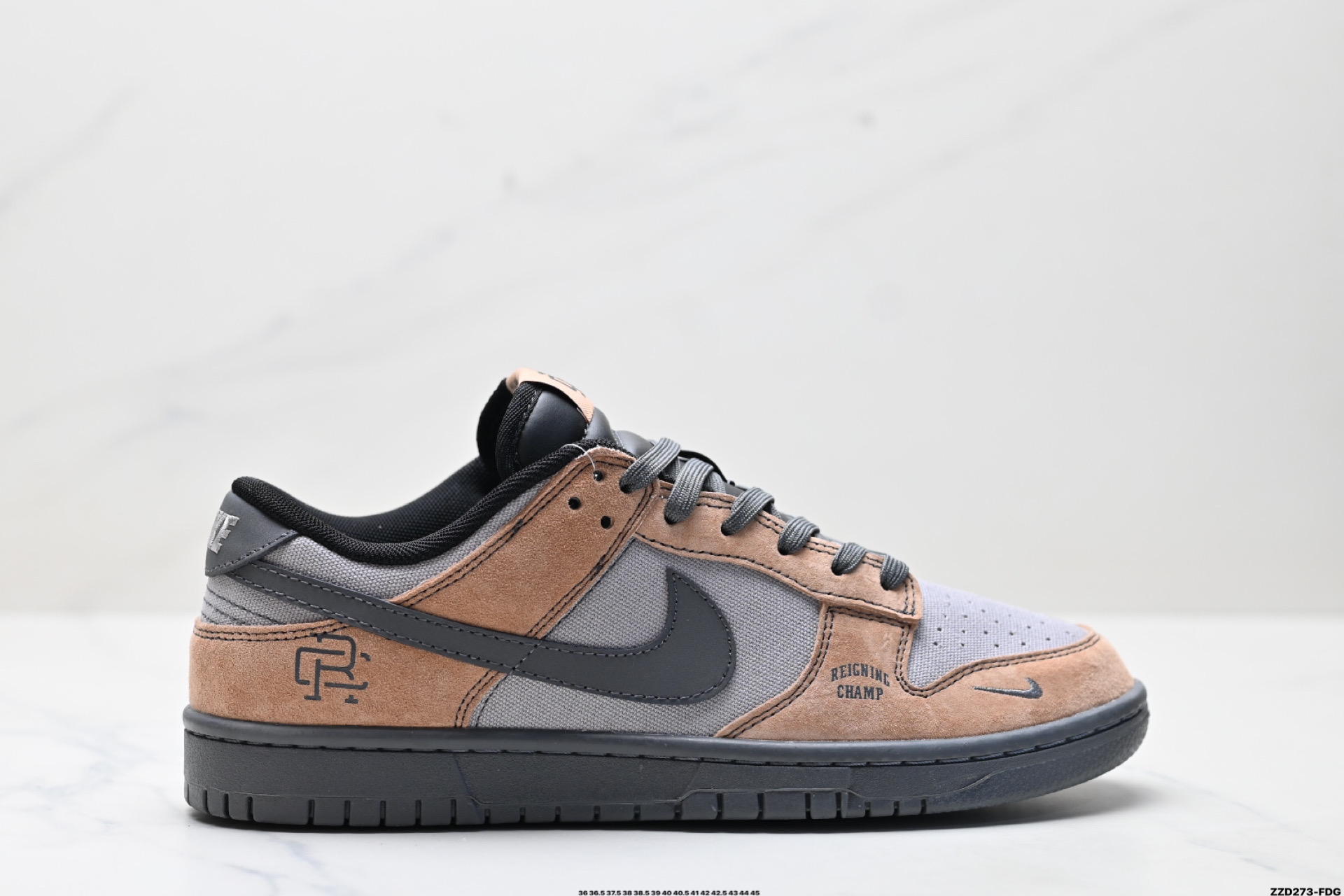 260 NK Dunk Low Retro “DIY高端定制” 低帮休闲运动板鞋 FX1588-305