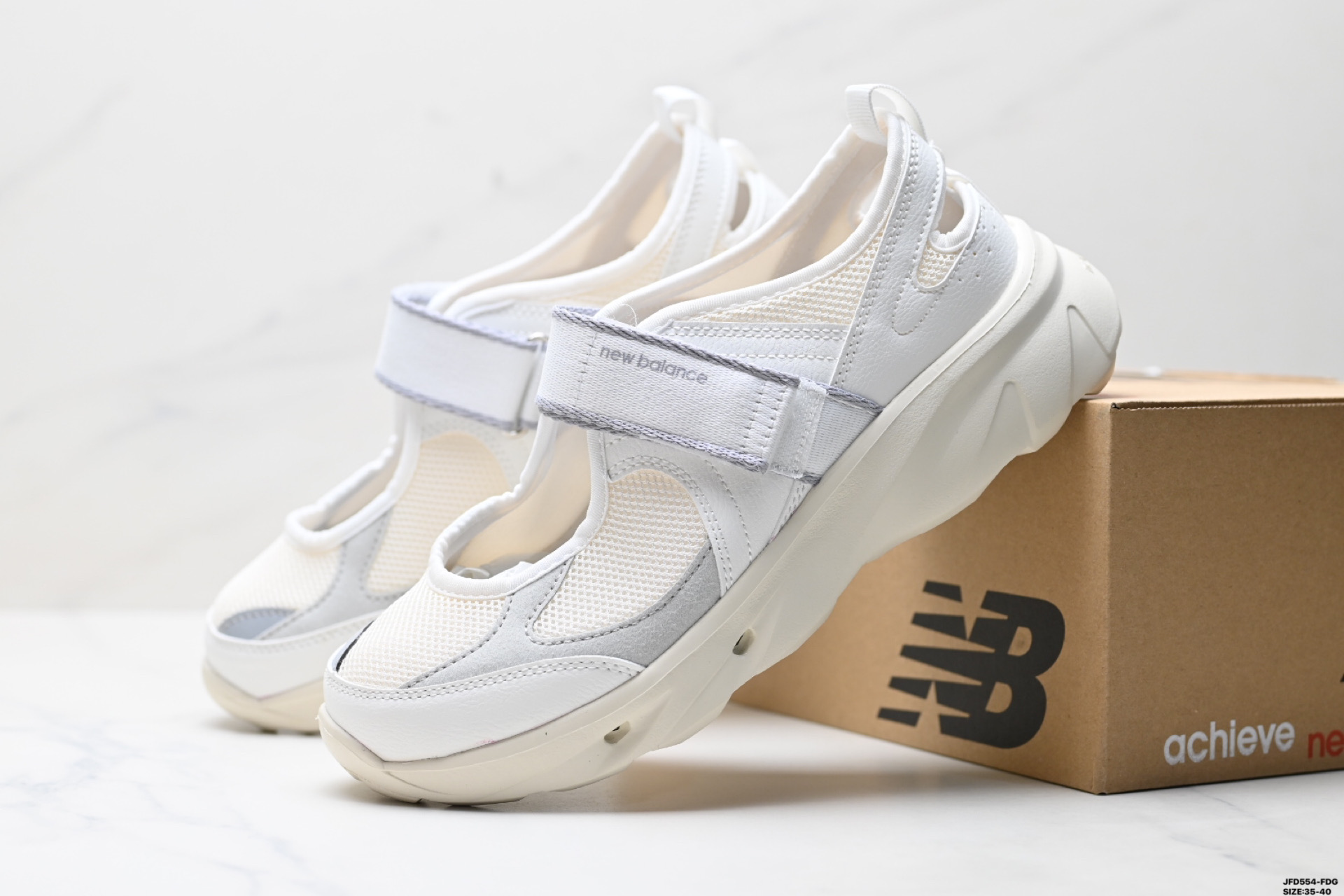 New Balance NB Breeze 新百伦 舒适百搭 玛丽珍 防滑耐磨低帮 生活休闲鞋 NBRJEF710W