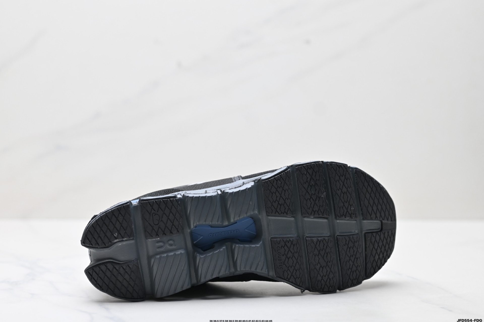 On Running Cloud X 4 Lightweight Multi-Functional Running Shoes for Men and Women 10 i1746461268578 6182 0 8