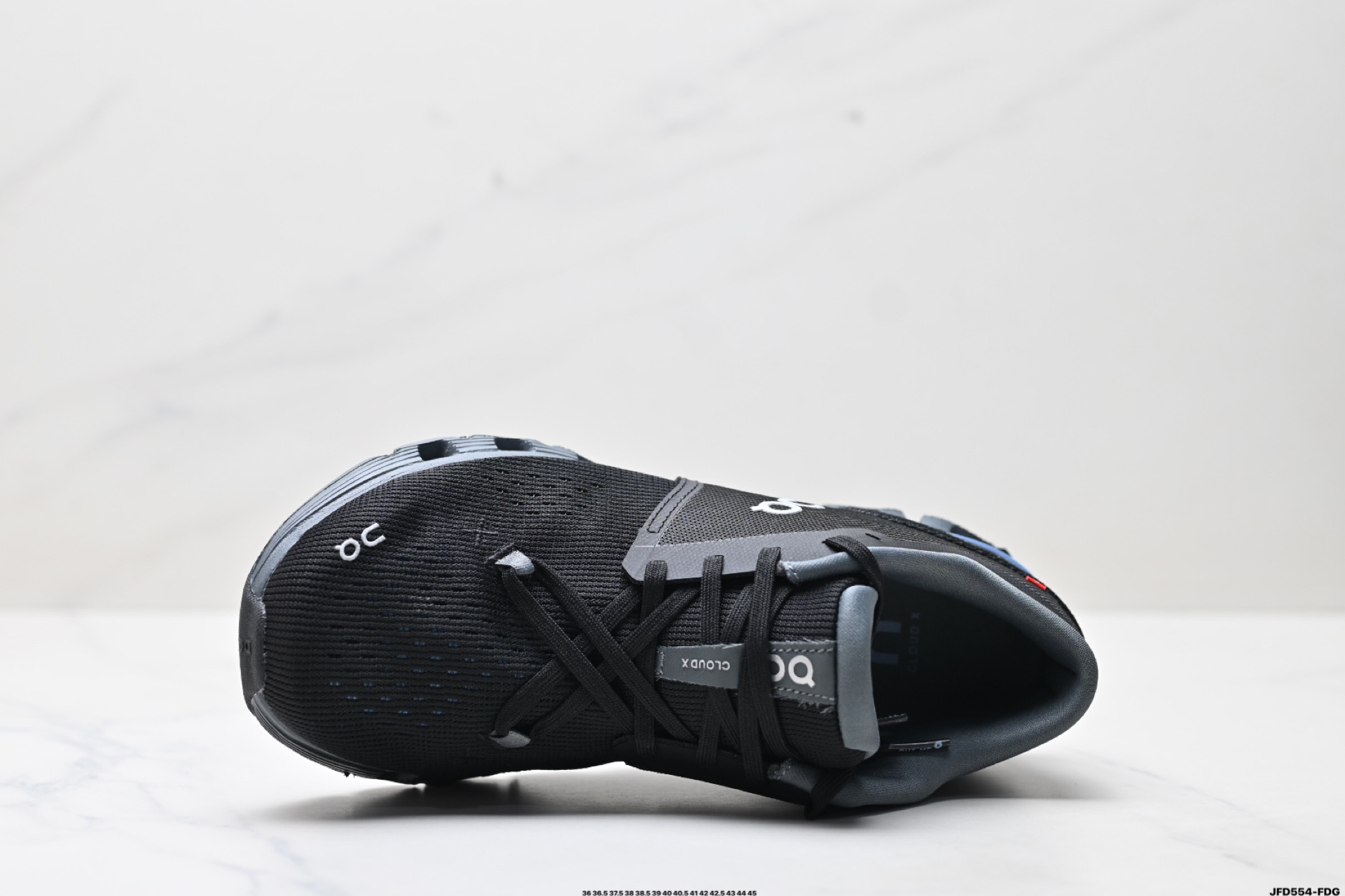 On Running Cloud X 4 Lightweight Multi-Functional Running Shoes for Men and Women 3 i1746461269676 171 0 1