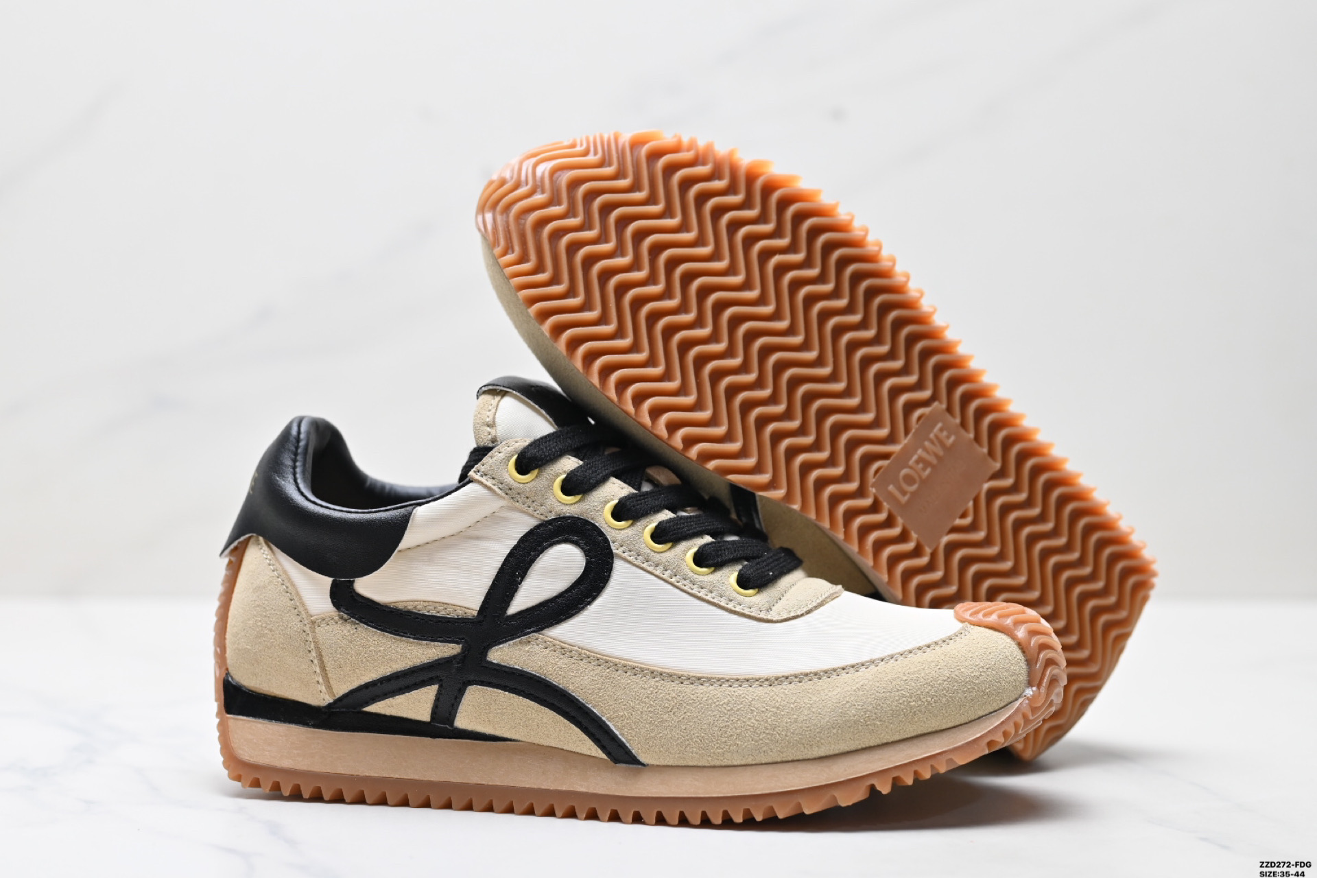 罗意威 Loewe Ballet Runner 2.0 Sneakers 芭蕾舞2.0系列阿甘复古风德训薄底百搭休闲运动鞋