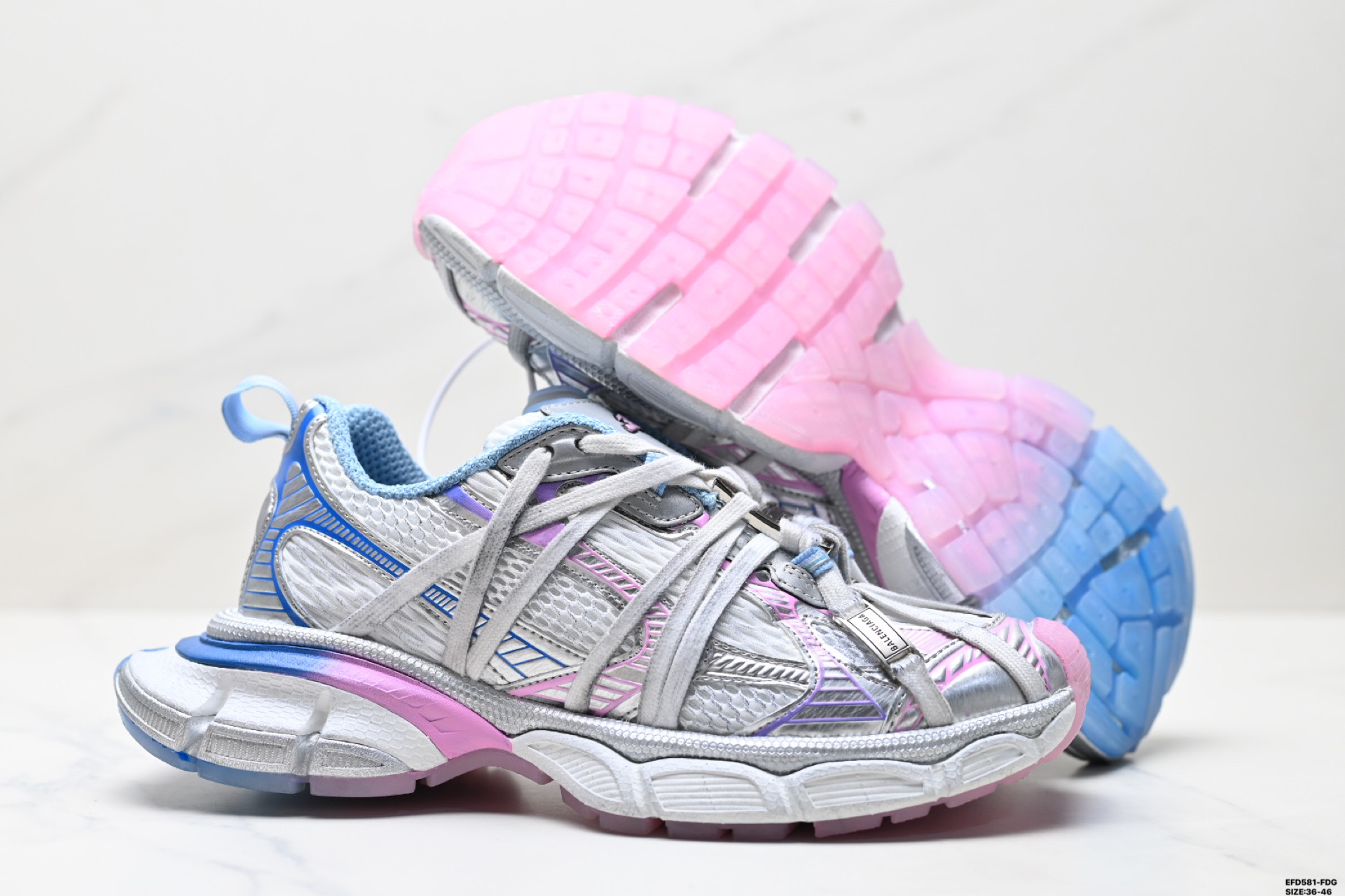 BALENCIAGA 3XL Sneakers 3+ 巴黎世家 系列低帮复古老爹鞋 734734 W3XL5 9110