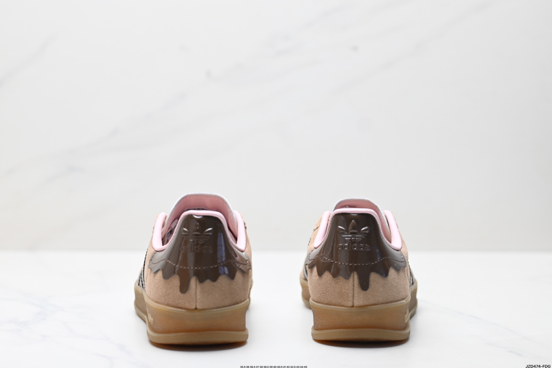 adidas Originals Gazelle INdoor 三叶草休闲防滑耐磨低帮板鞋 JR8028