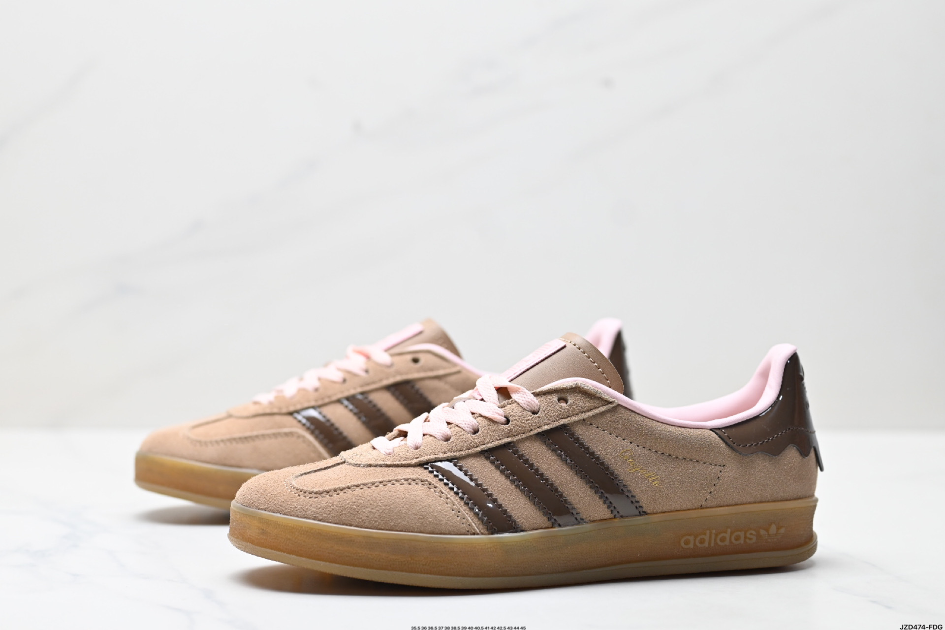 adidas Originals Gazelle INdoor 三叶草休闲防滑耐磨低帮板鞋 JR8028