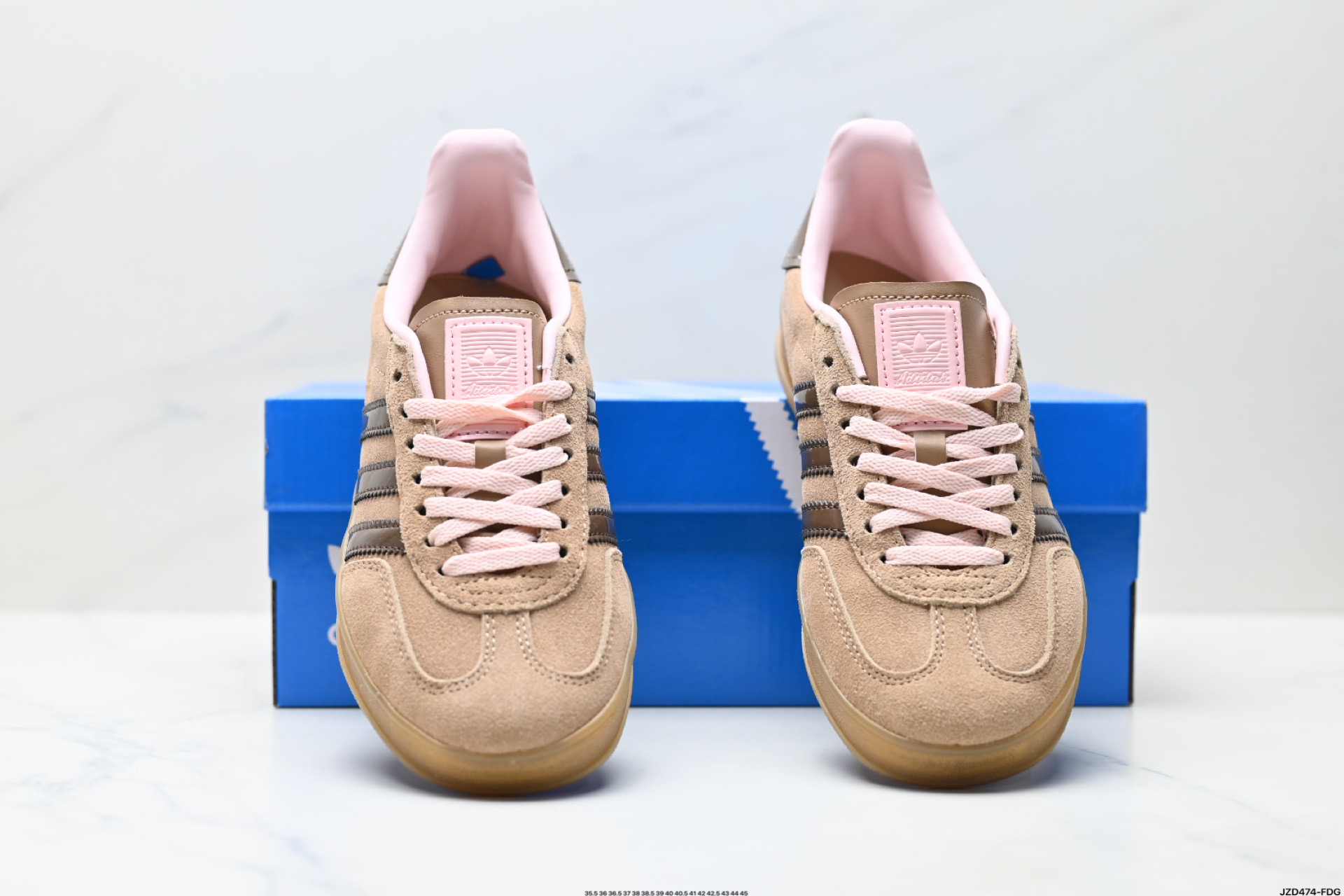 adidas Originals Gazelle INdoor 三叶草休闲防滑耐磨低帮板鞋 JR8028