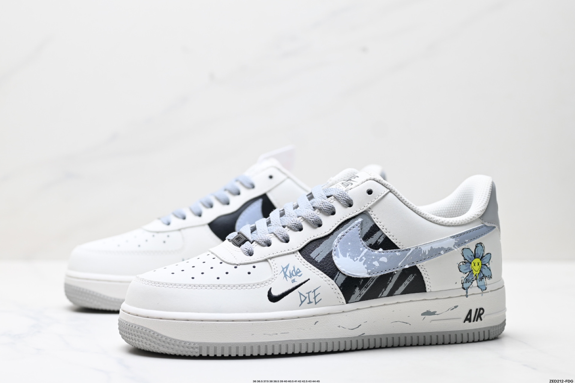 NIKE AIR FORCE 1‘07 FB1893-888