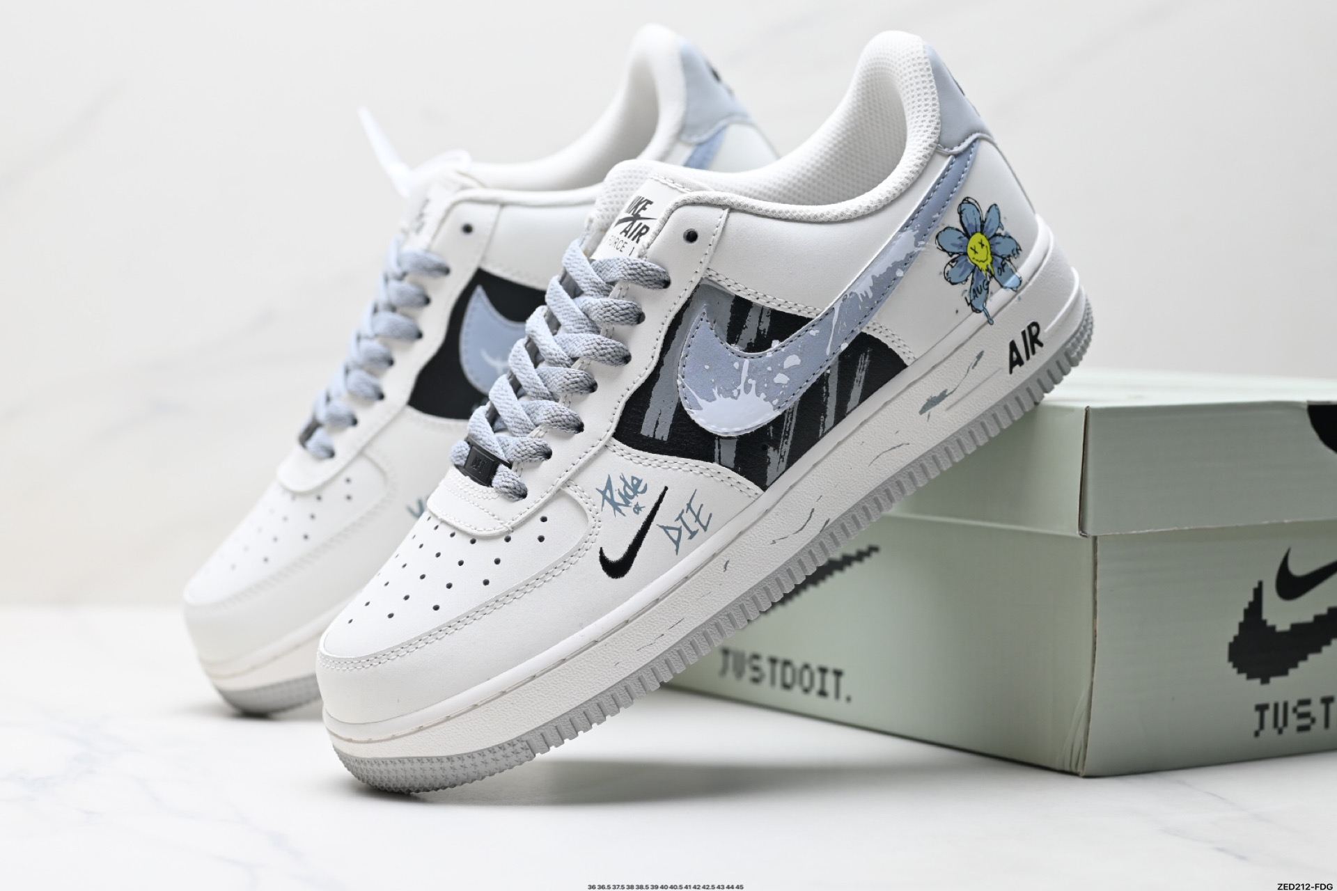 NIKE AIR FORCE 1‘07 FB1893-888