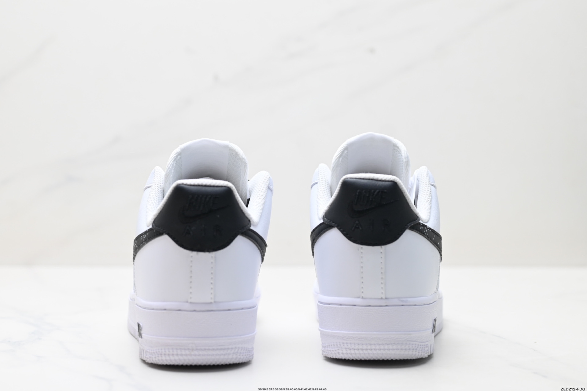 NIKE AIR FORCE 1‘07 ZH0316-074