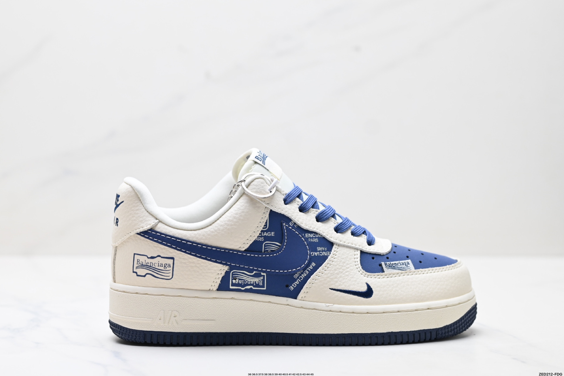 NIKE AIR FORCE 1‘07 DF0188-062