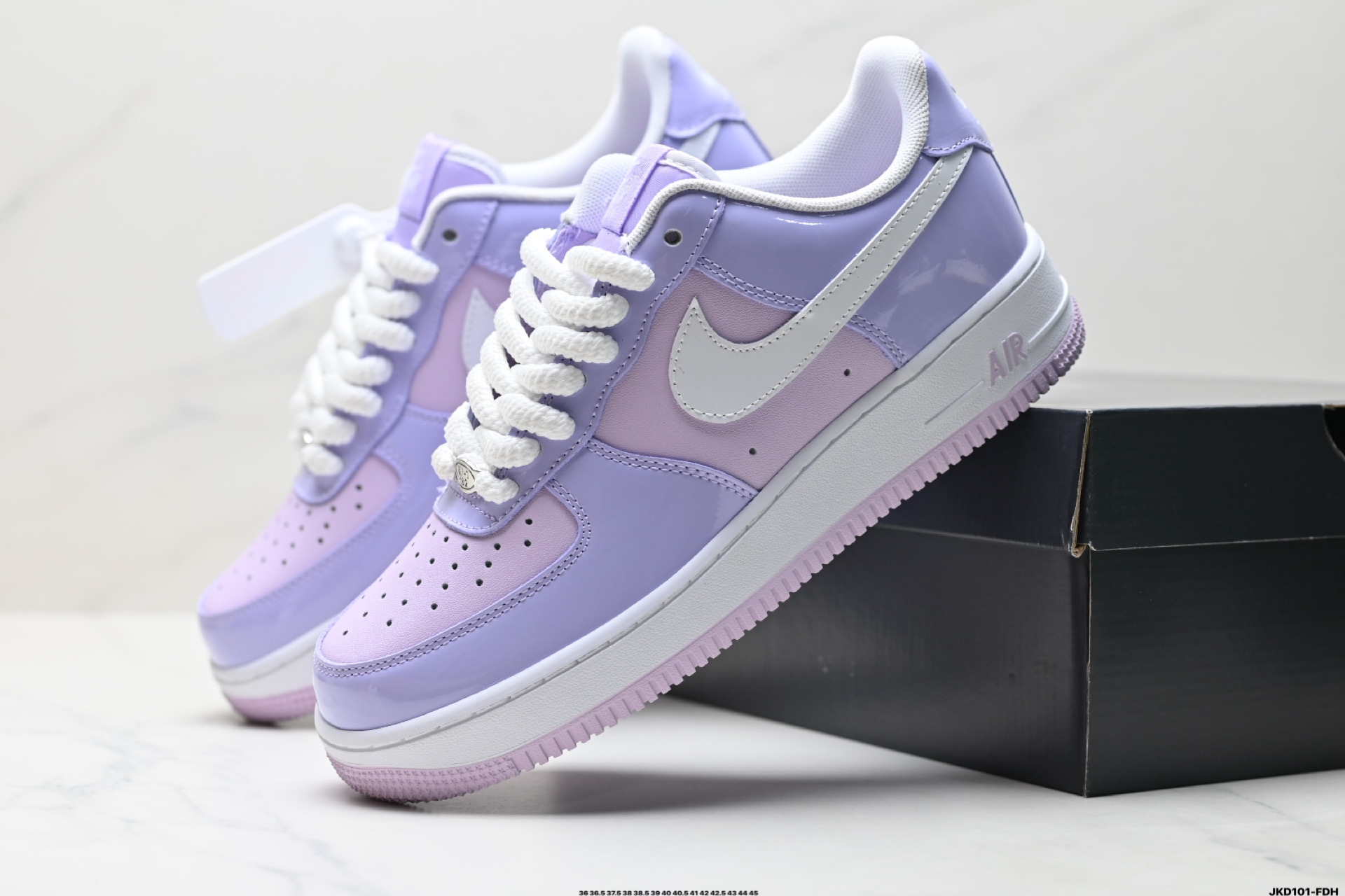 Nike Air Force 1 '07: Iconic Style in Lilac and White 9 i1746549470922 9060 0 7