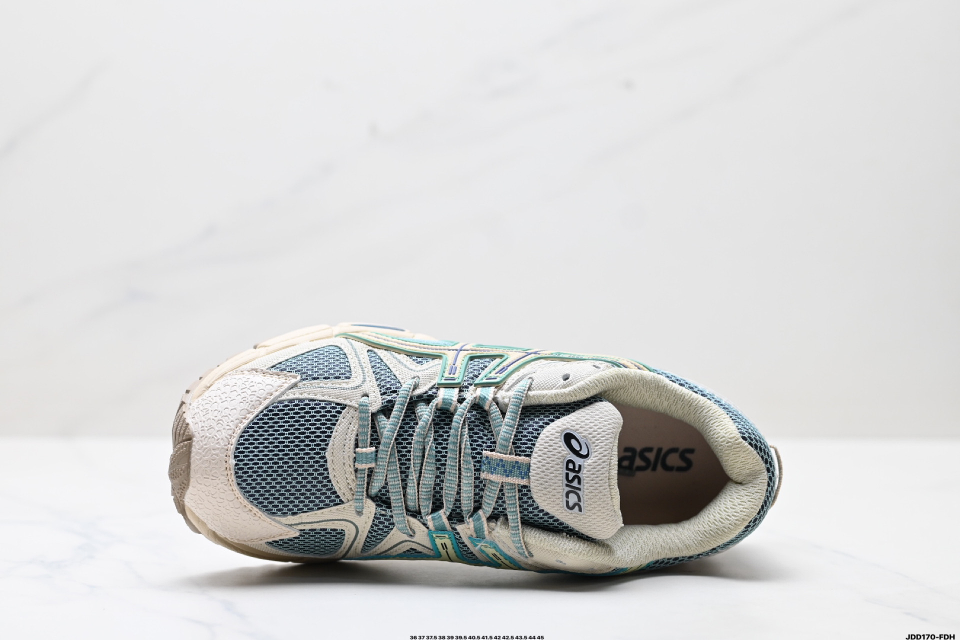Asics Gel-Kahana 8 FL Urban Outdoor Running Shoes - Style & Performance 3 i1746549728591 2270 0 1