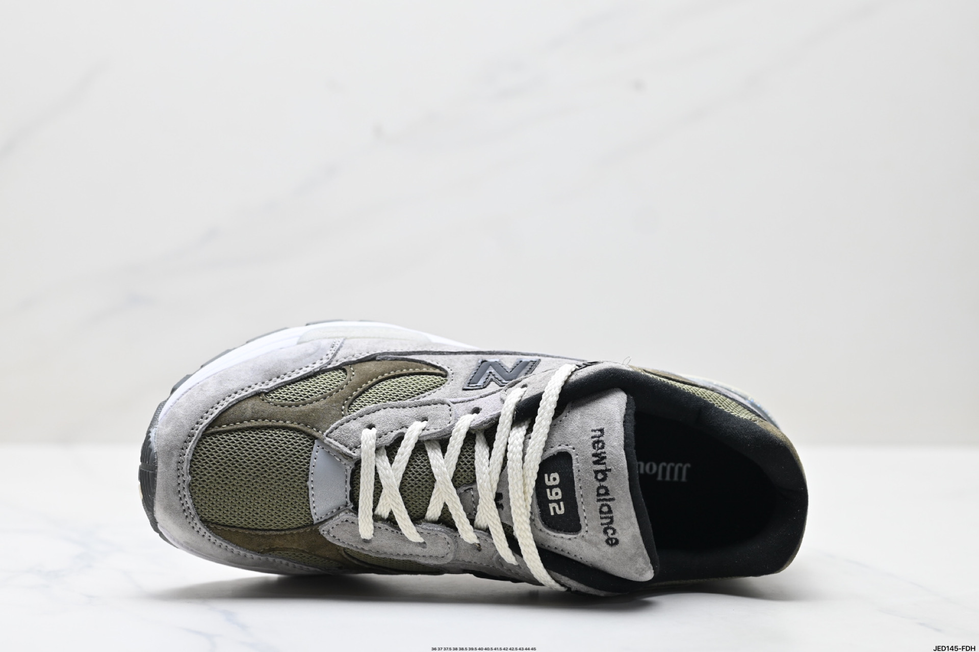 New Balance Jound 992 Retro Sneakers - Pig Leather & Fabric Upper 3 i1746550215400 84 0 1