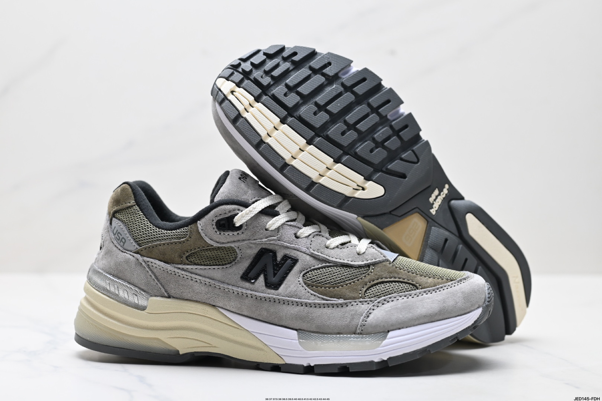 New Balance Jound 992 Retro Sneakers - Pig Leather & Fabric Upper 6 i1746550216934 6447 0 4