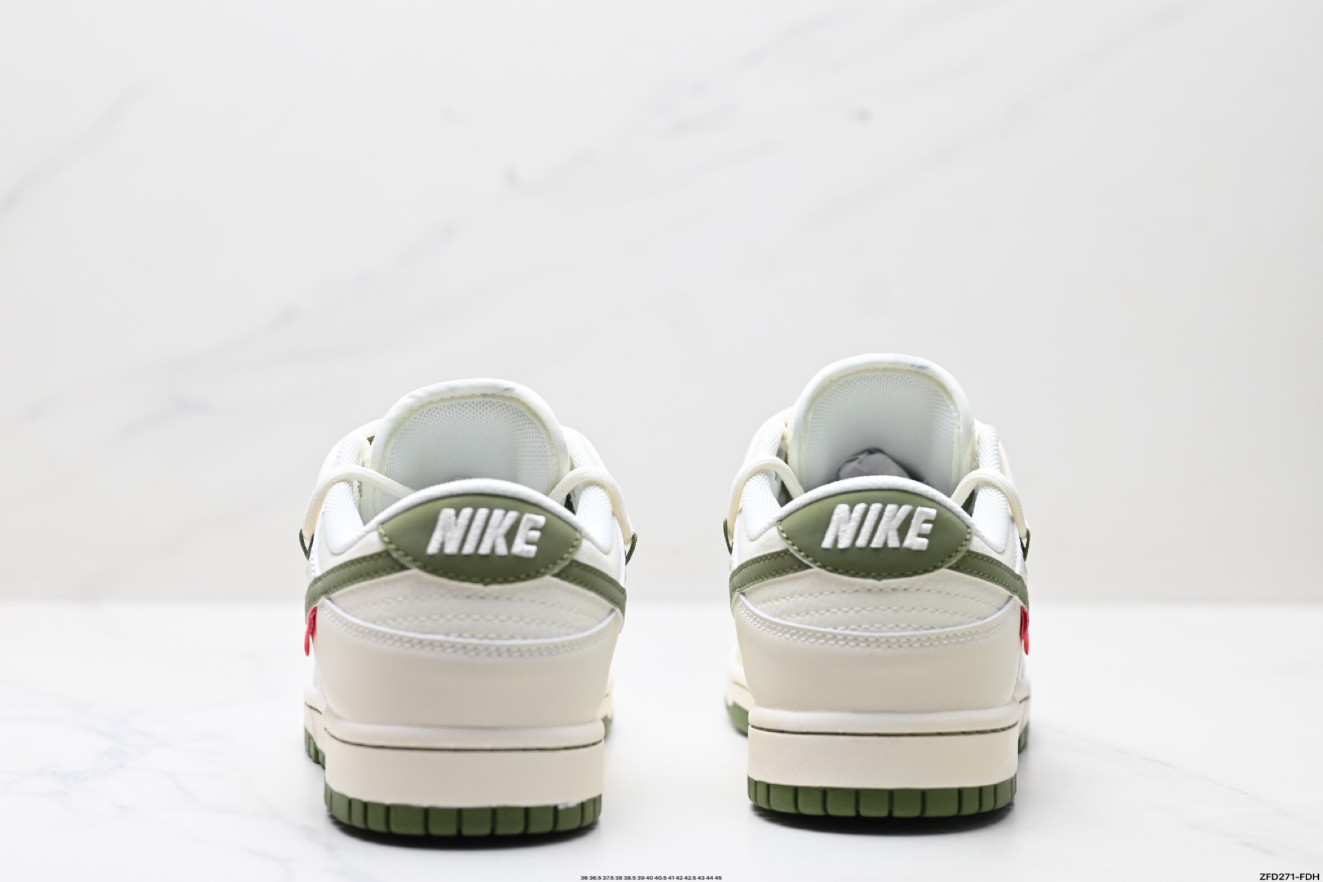 NK Dunk Low Retro “DIY高端定制” 低帮休闲运动板鞋 DM6868-090